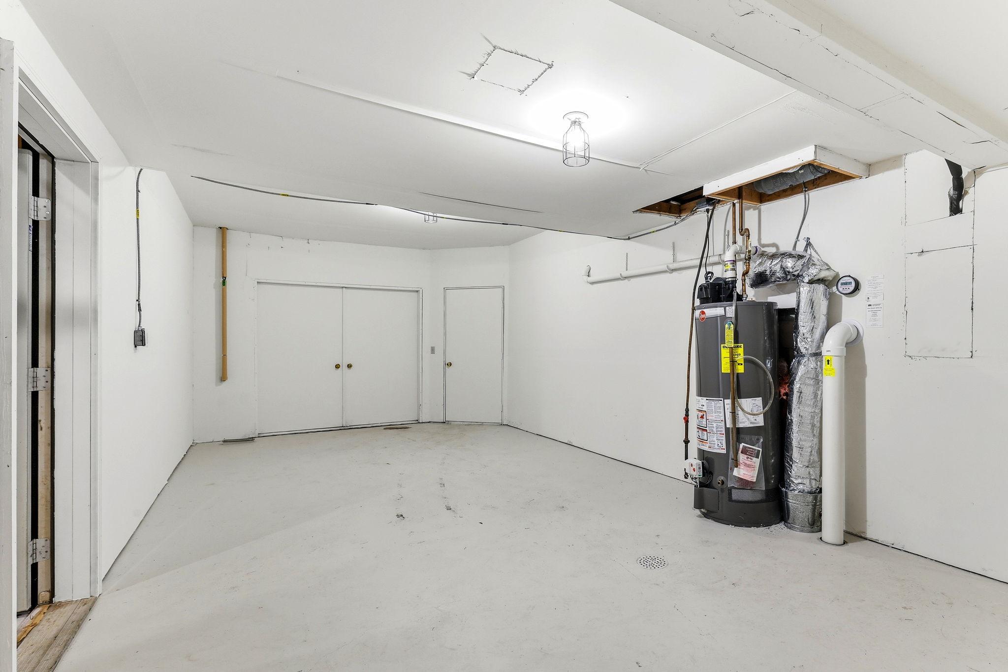 main property photo 63