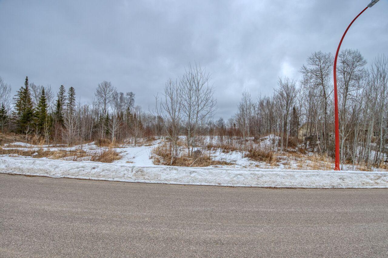 main property photo 33