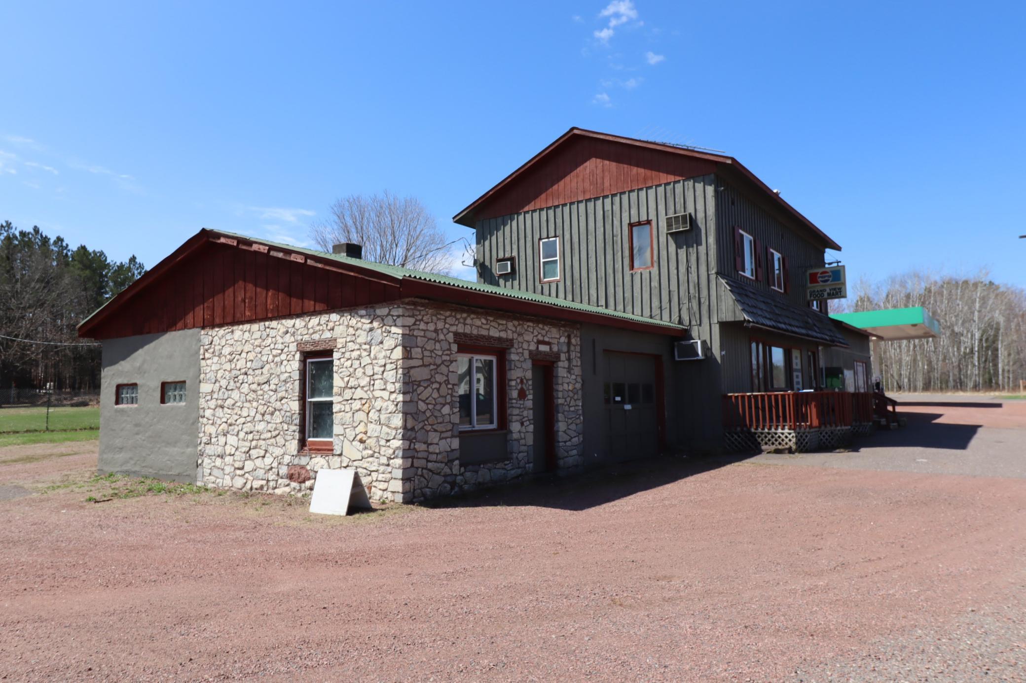 main property photo 37