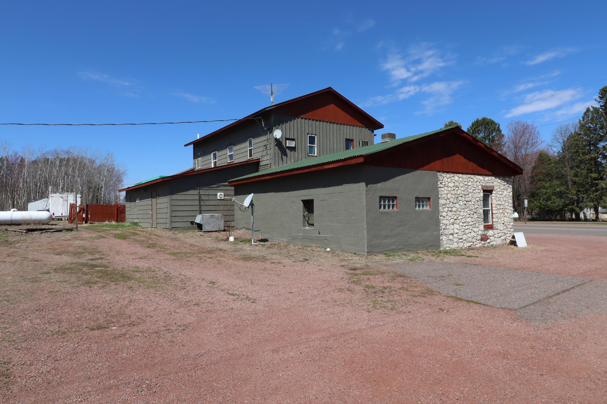main property photo 38