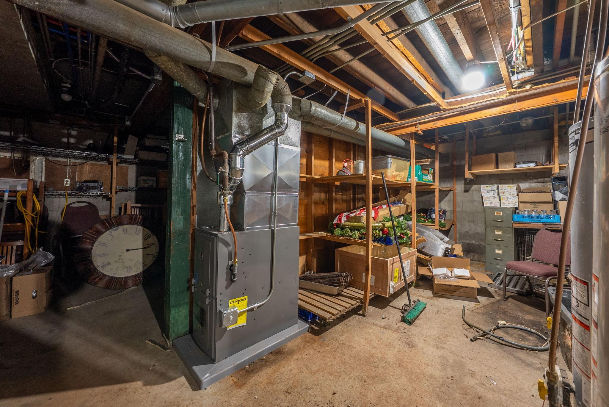main property photo 20