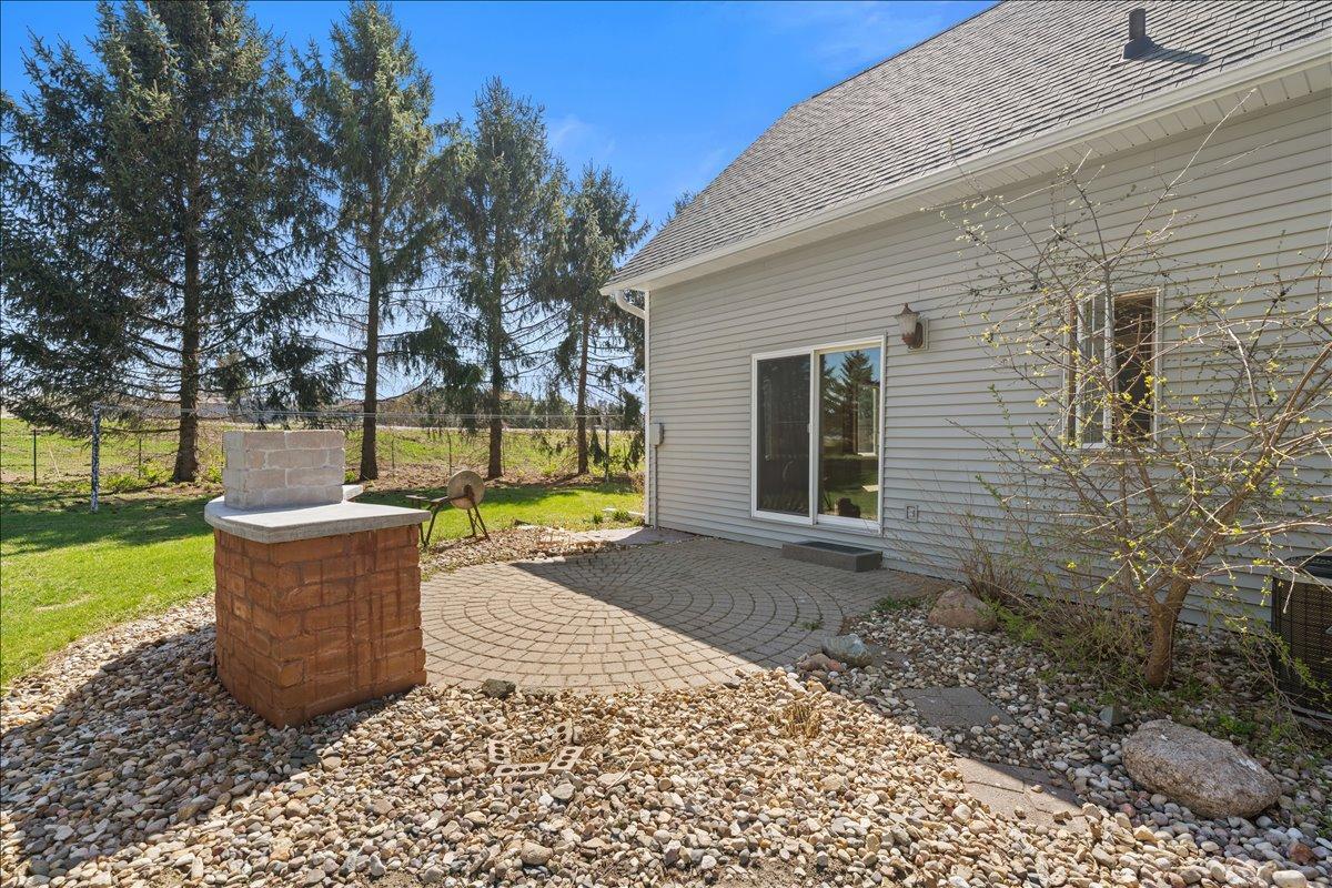 main property photo 47