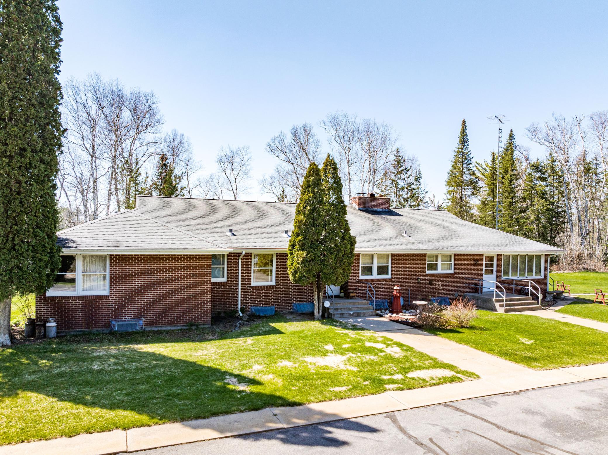 main property photo 43