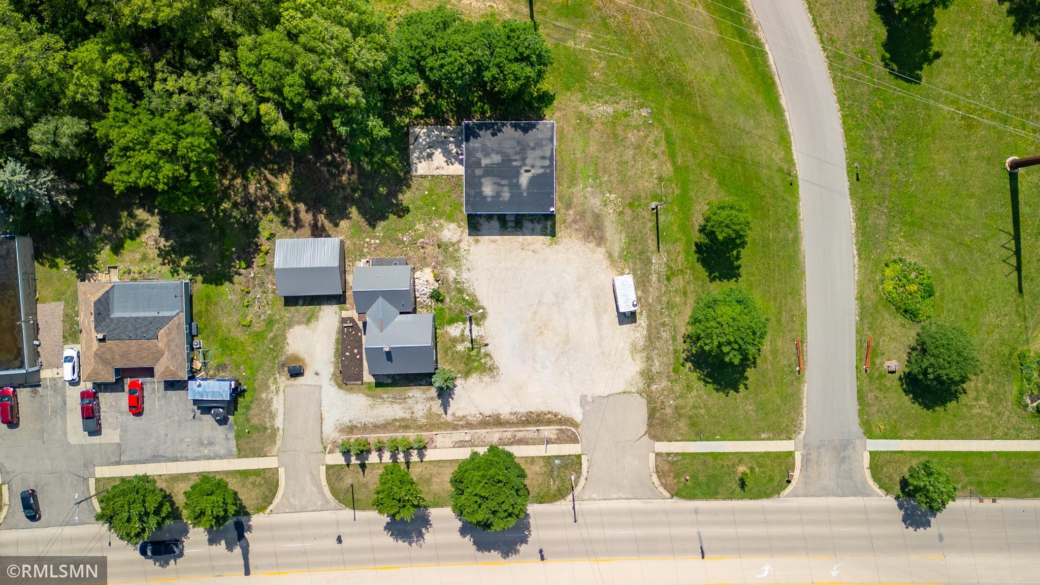 main property photo 10