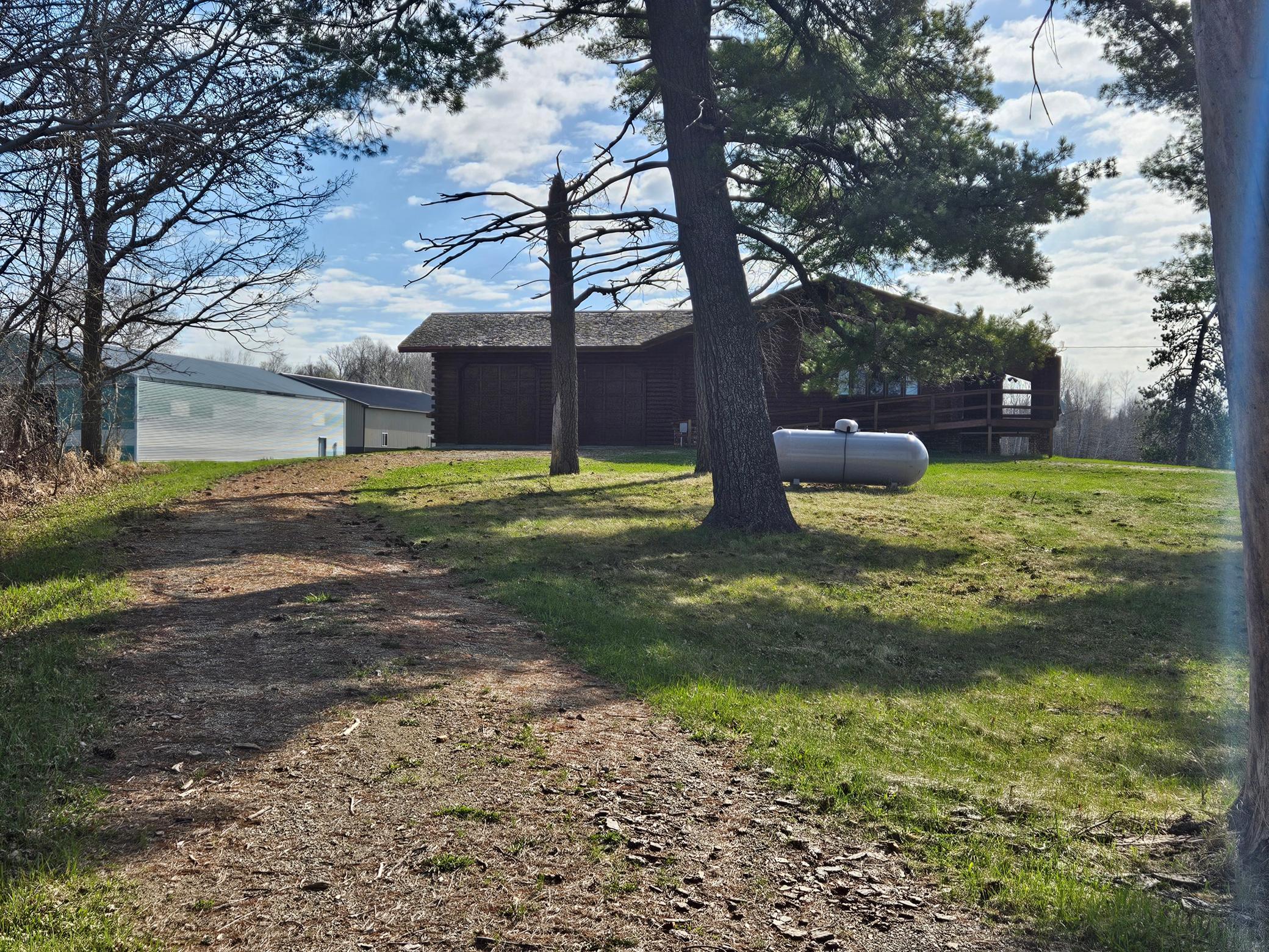 main property photo 43