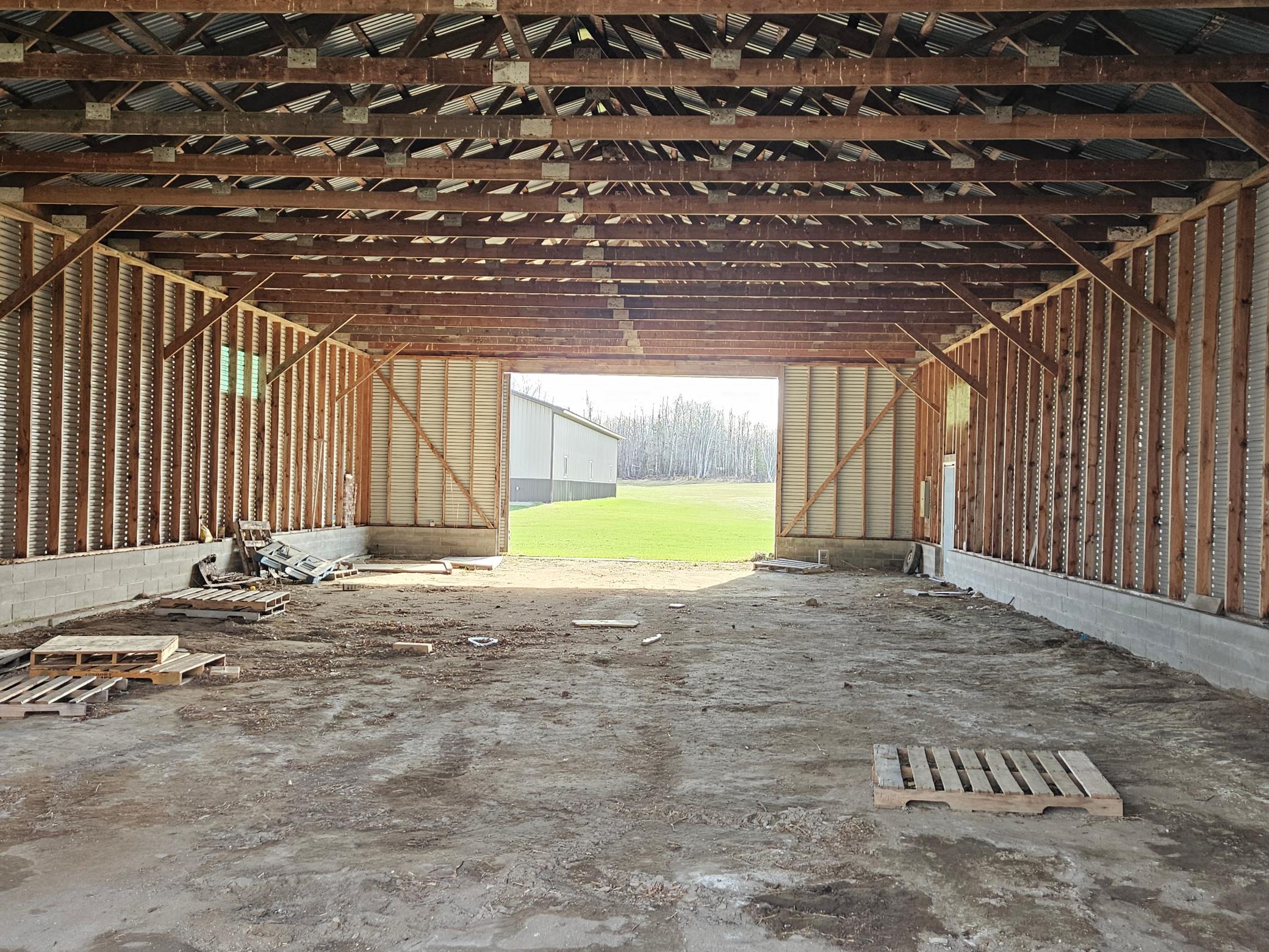 main property photo 59