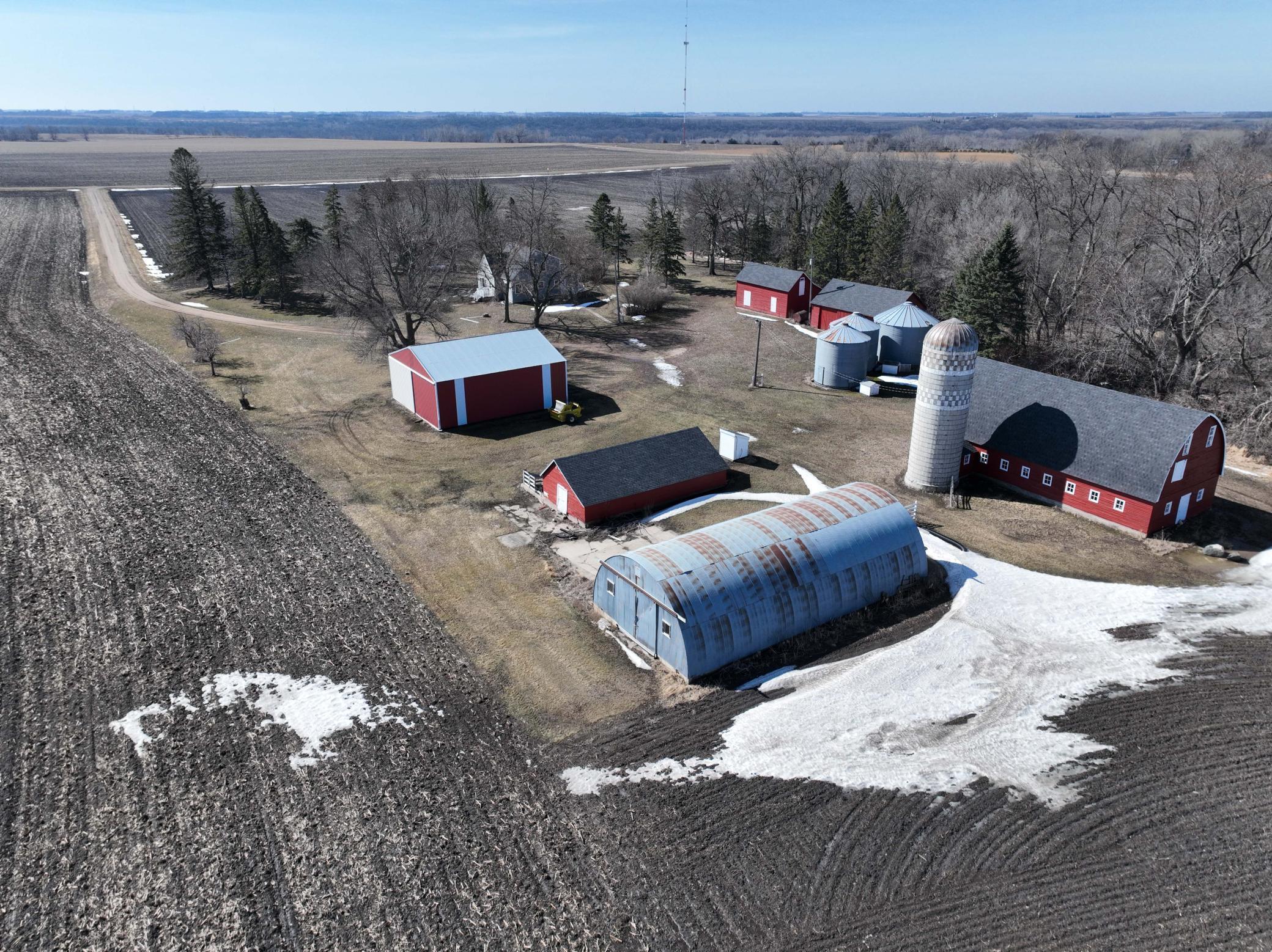 main property photo 66