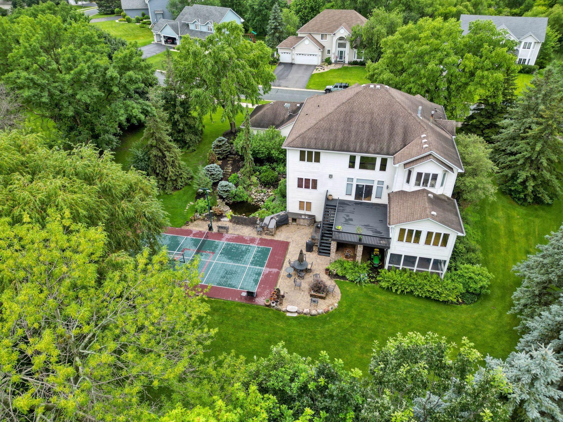 main property photo 8