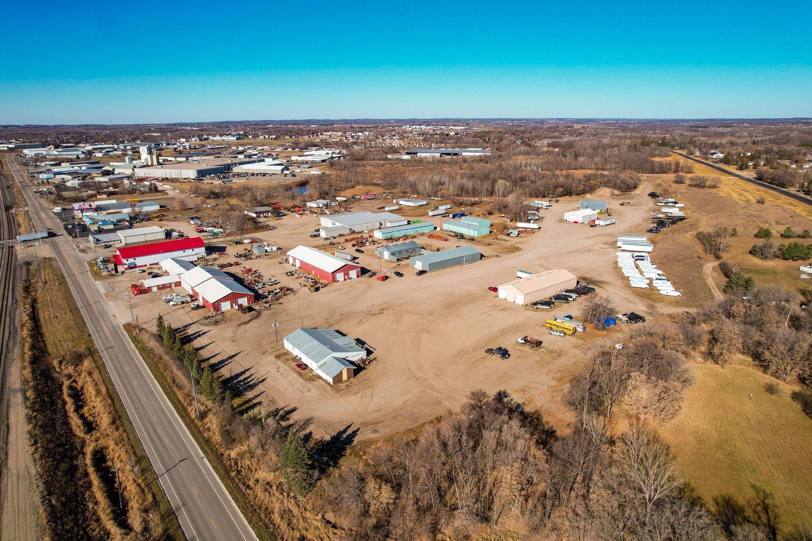 main property photo 3