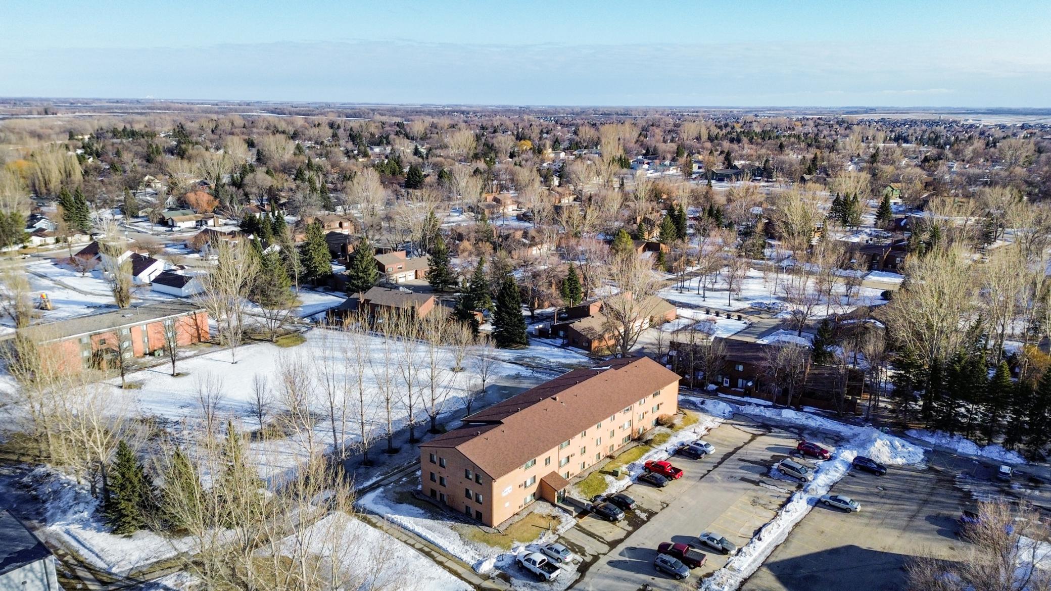 main property photo 12