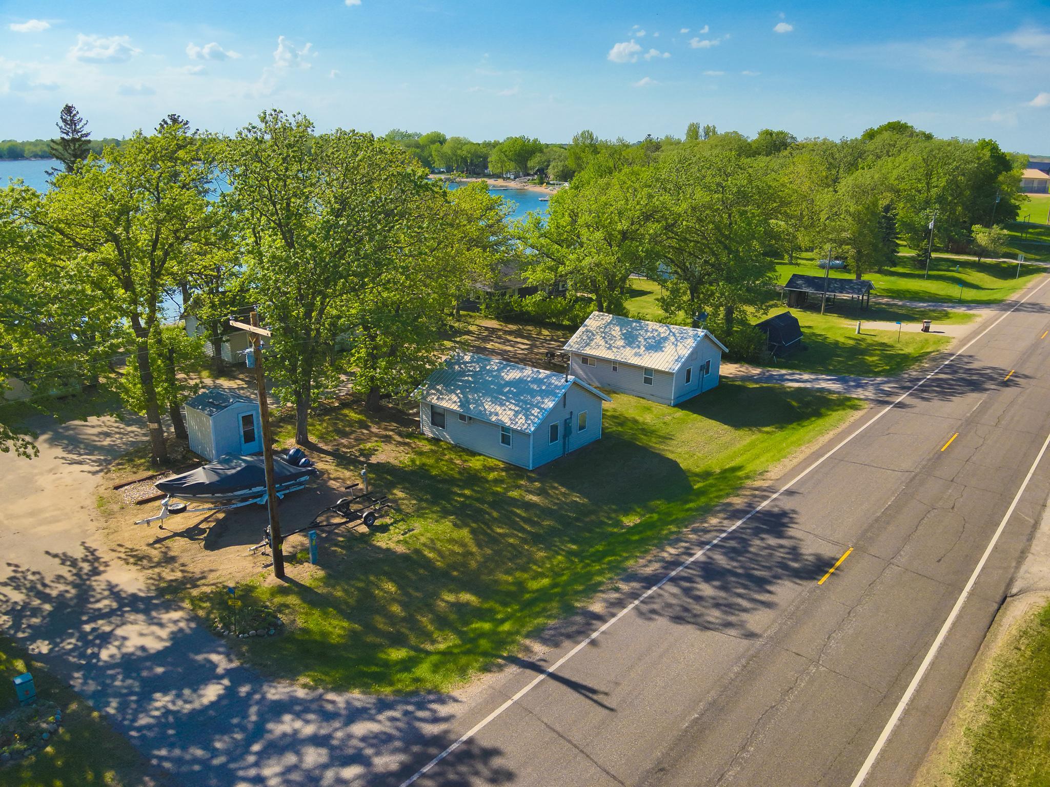 main property photo 23
