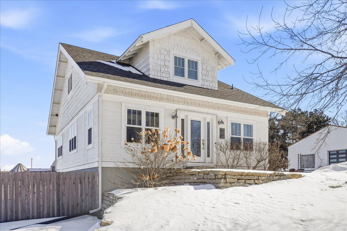 main property photo 59