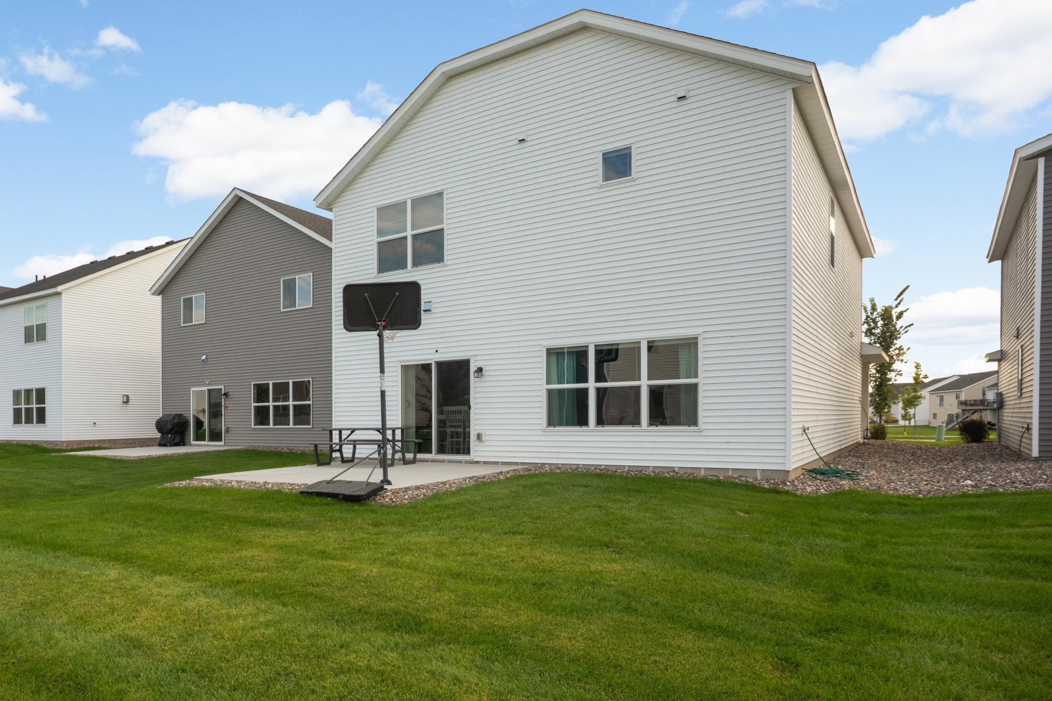 main property photo 33