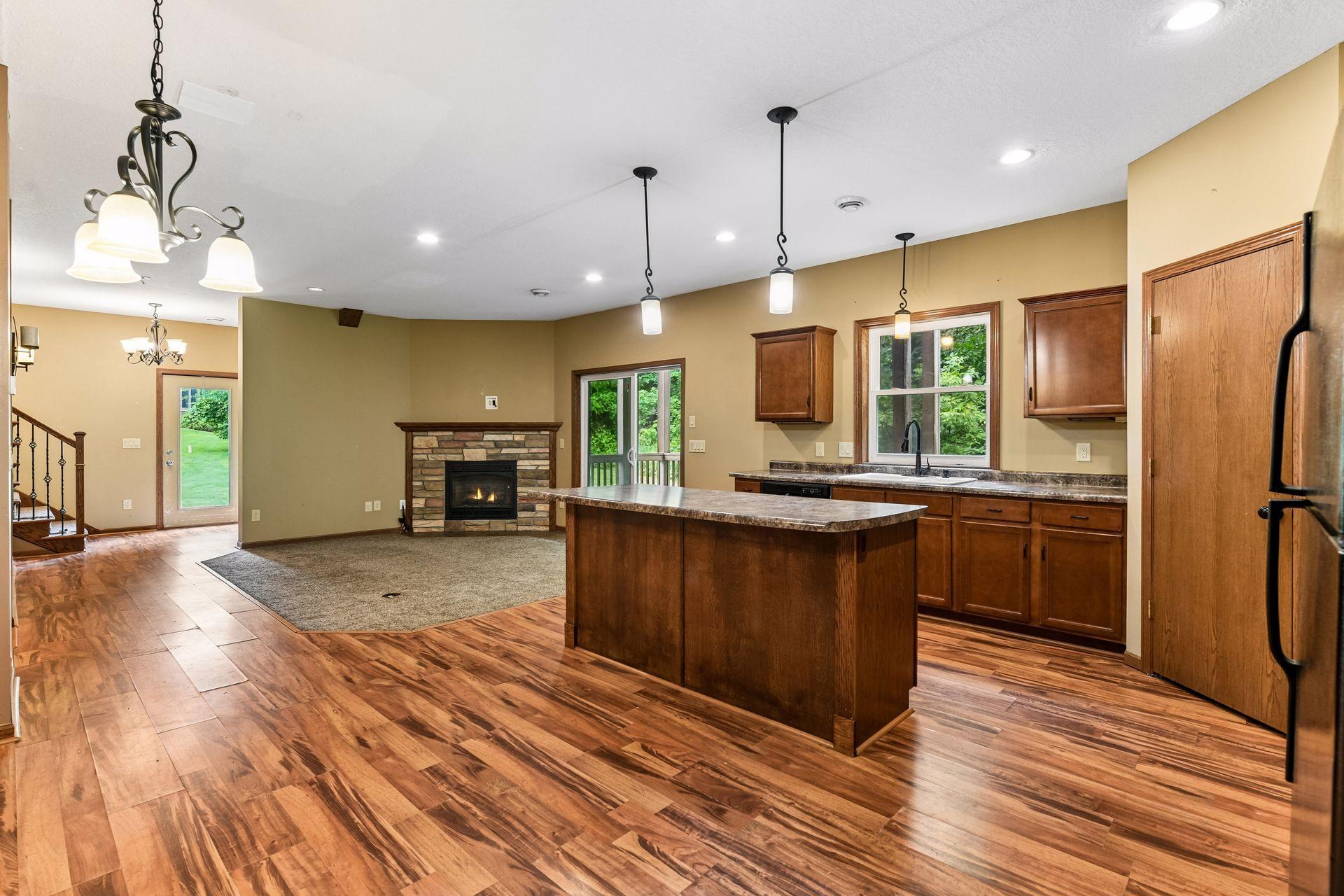main property photo 51