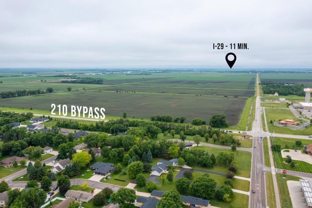 main property photo 4