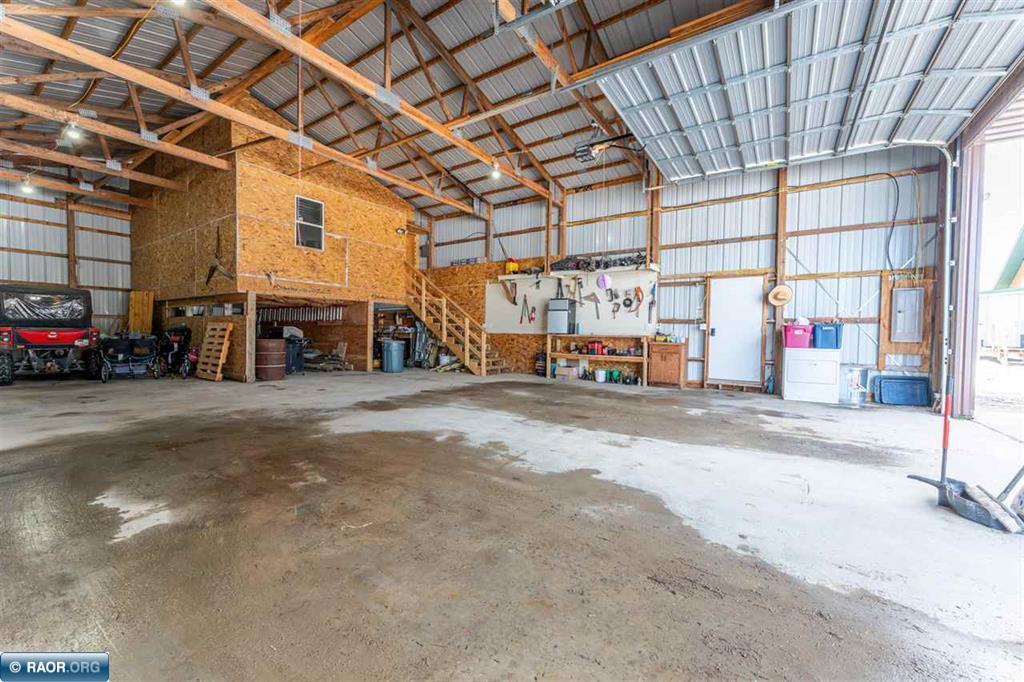 main property photo 41