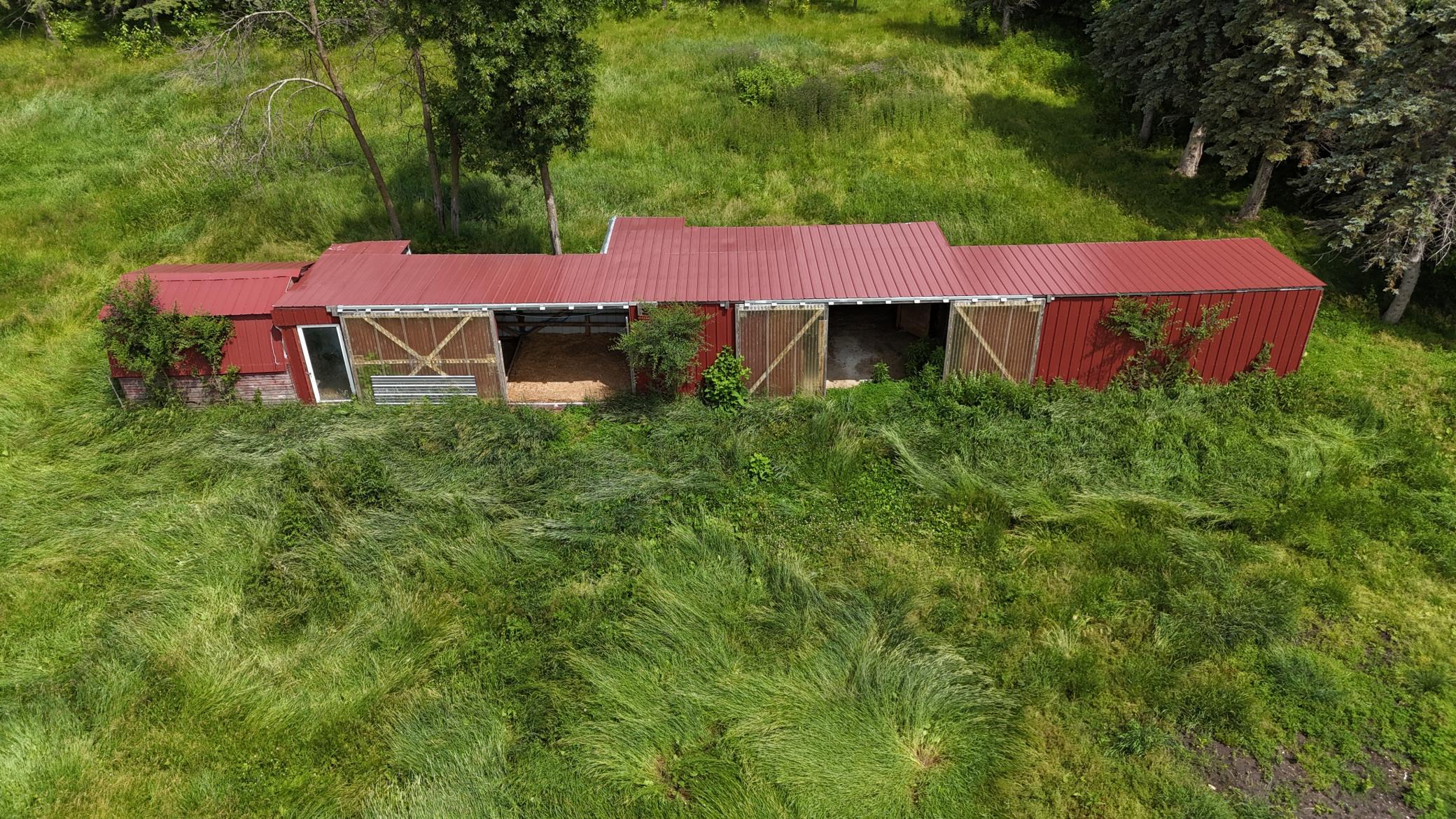 main property photo 31