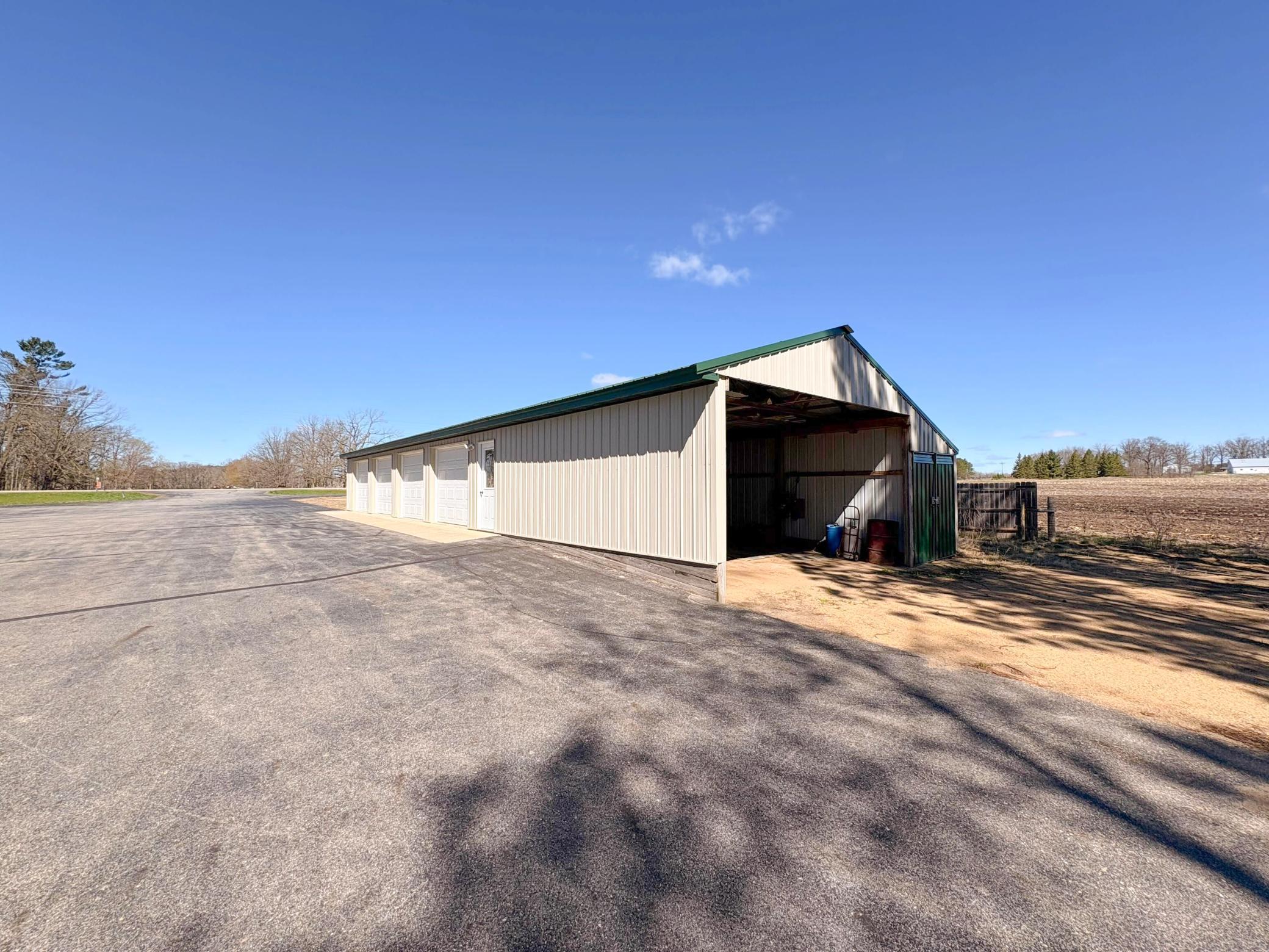 main property photo 27