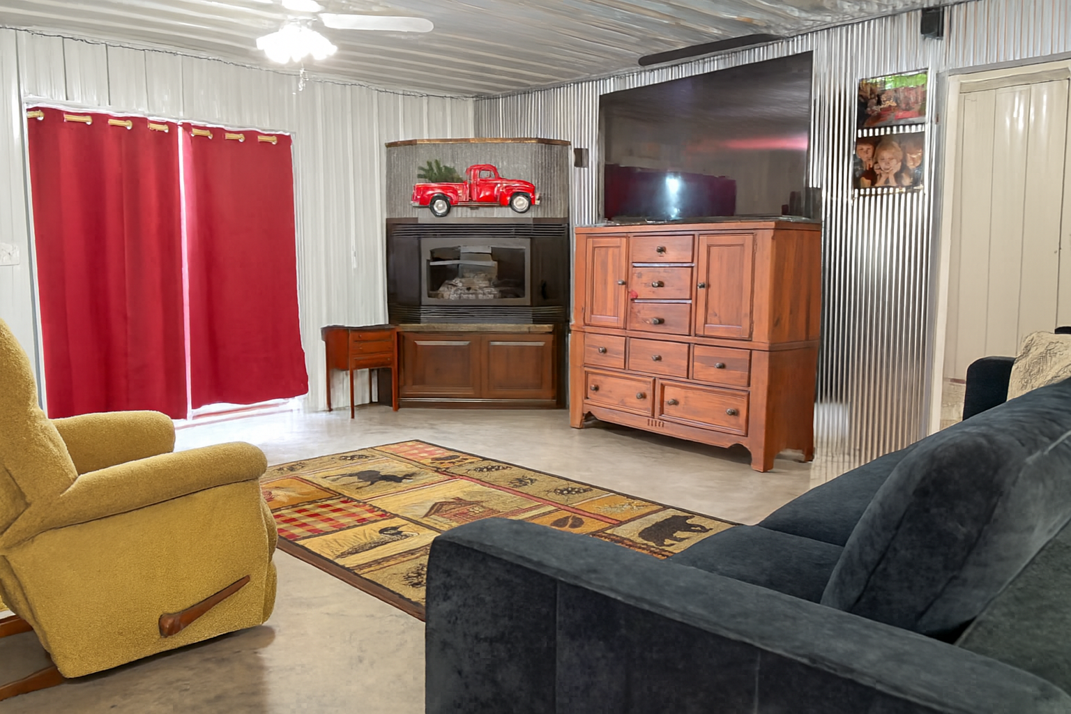 main property photo 3