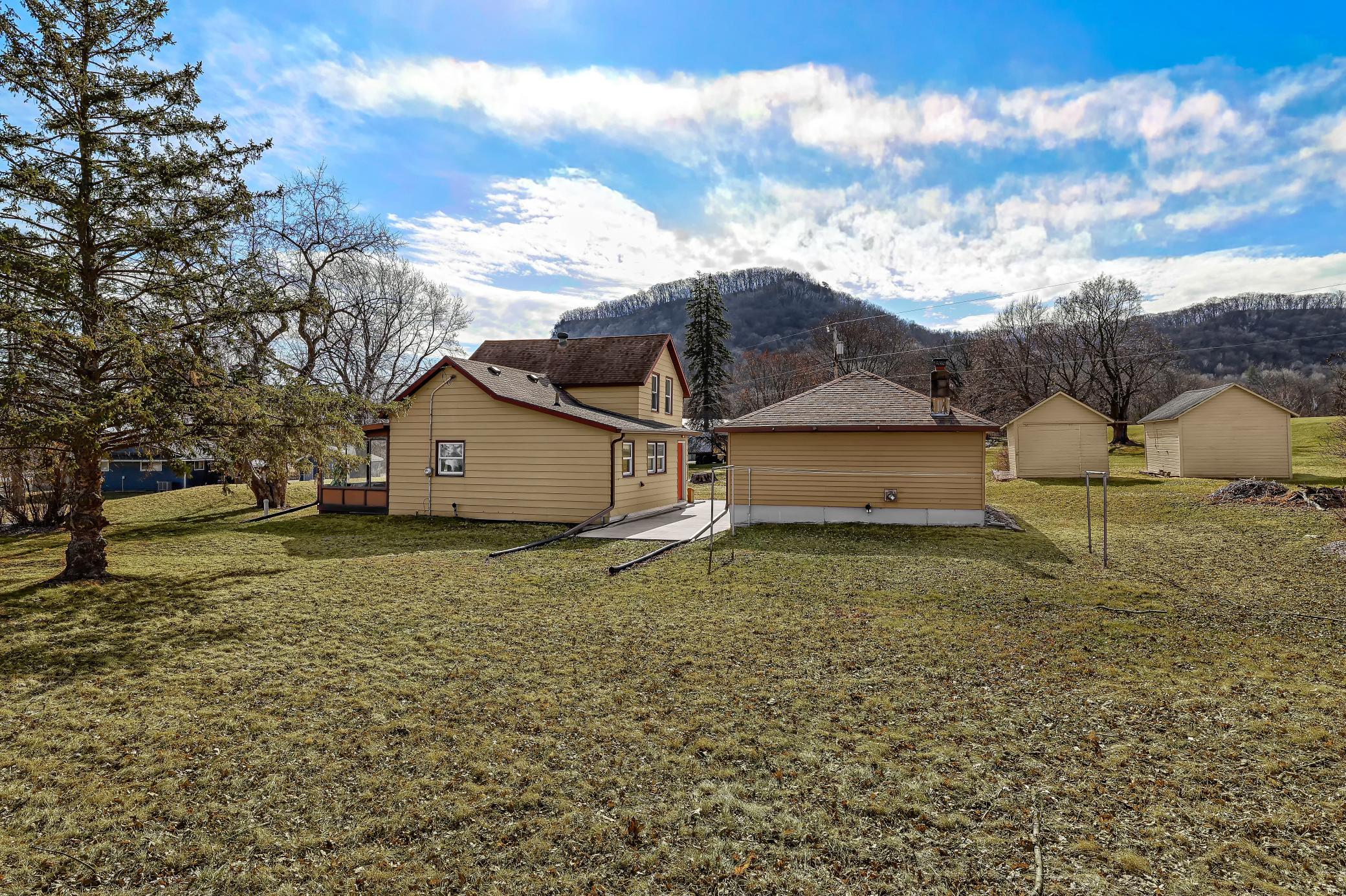 main property photo 5