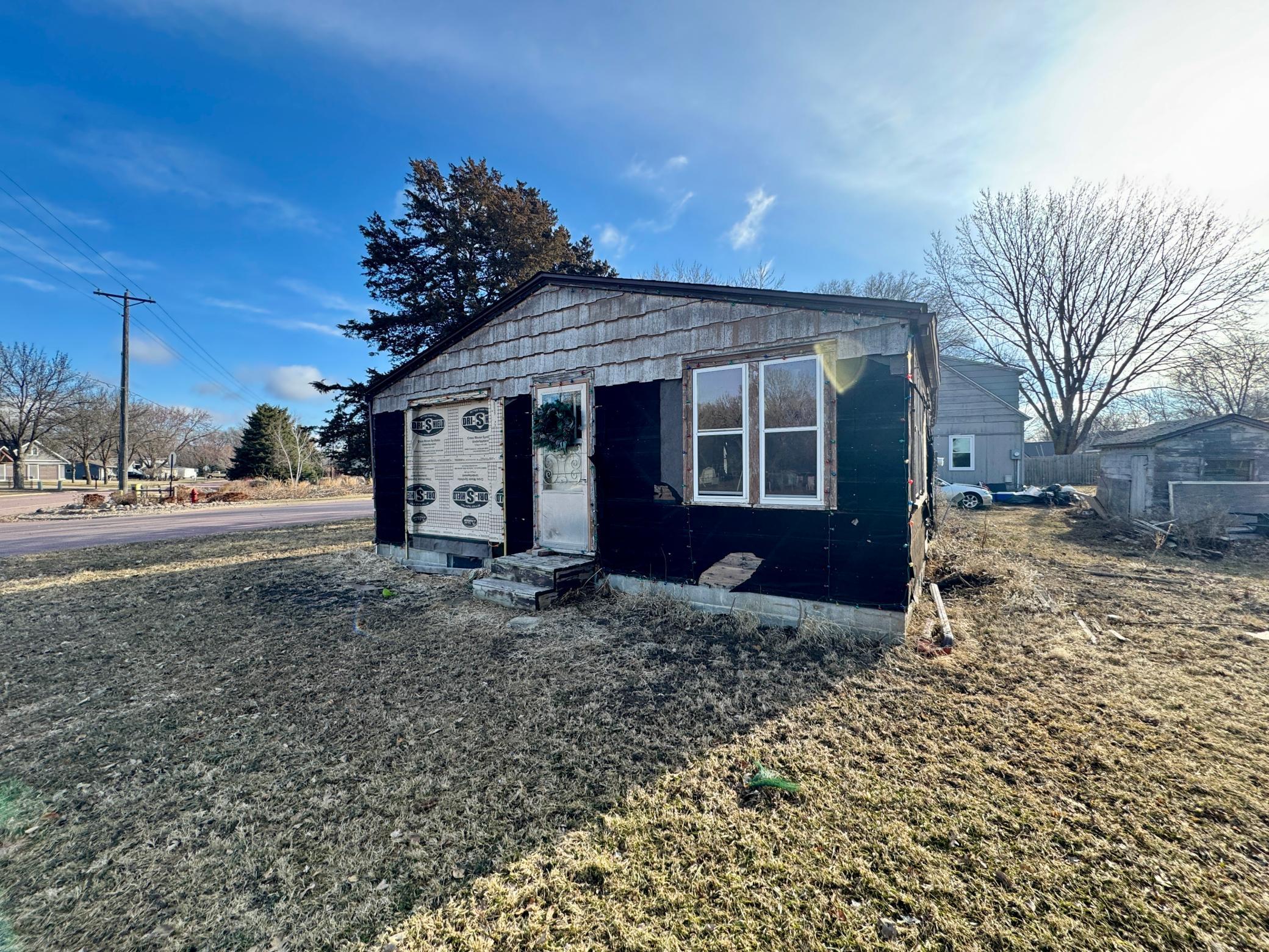 main property photo 2