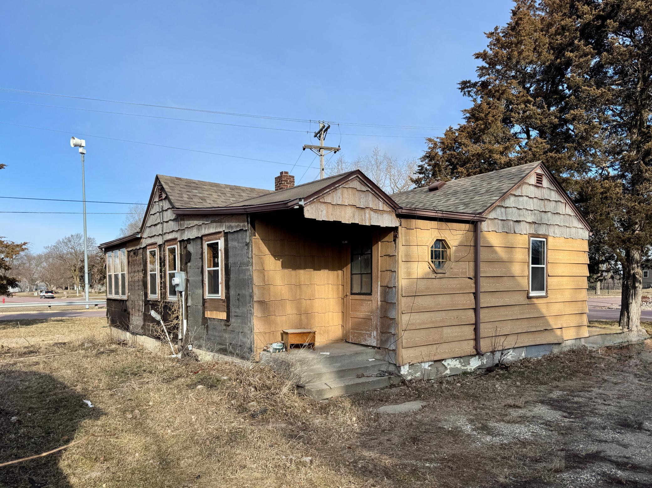 main property photo 6