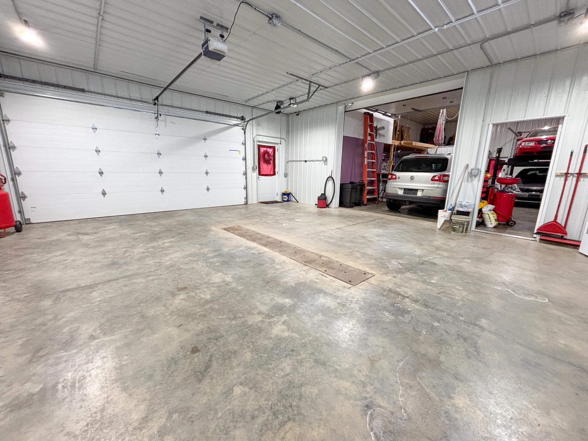 main property photo 18