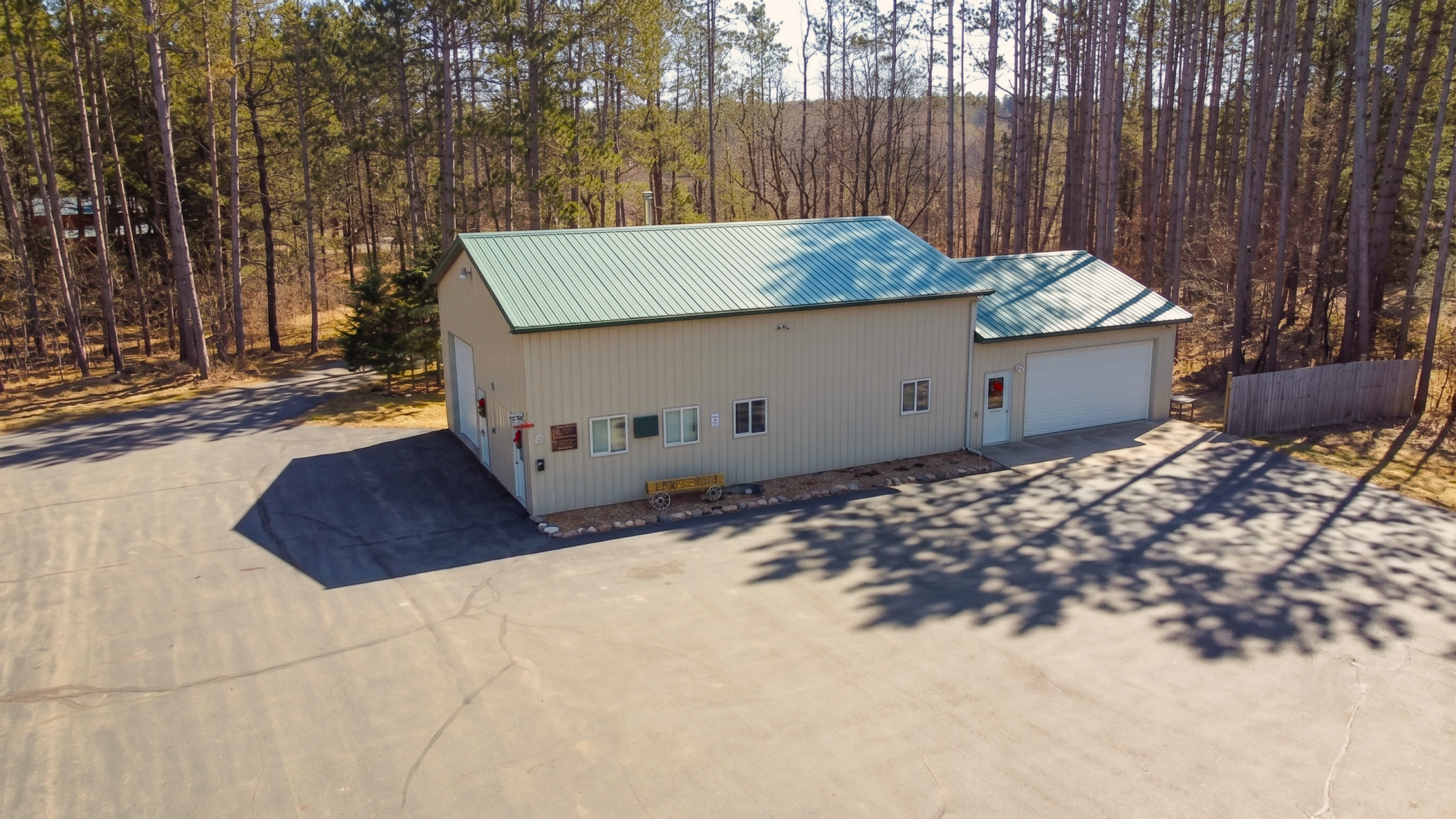 main property photo 39