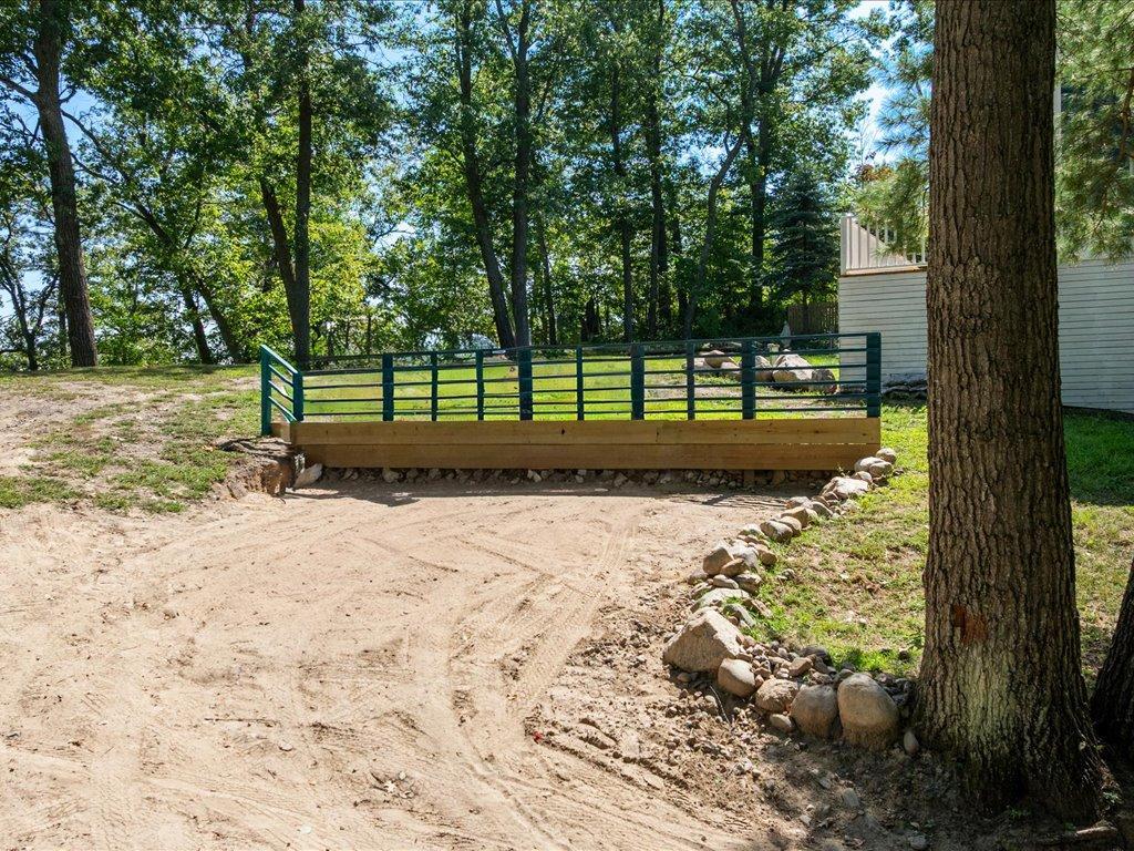 main property photo 70
