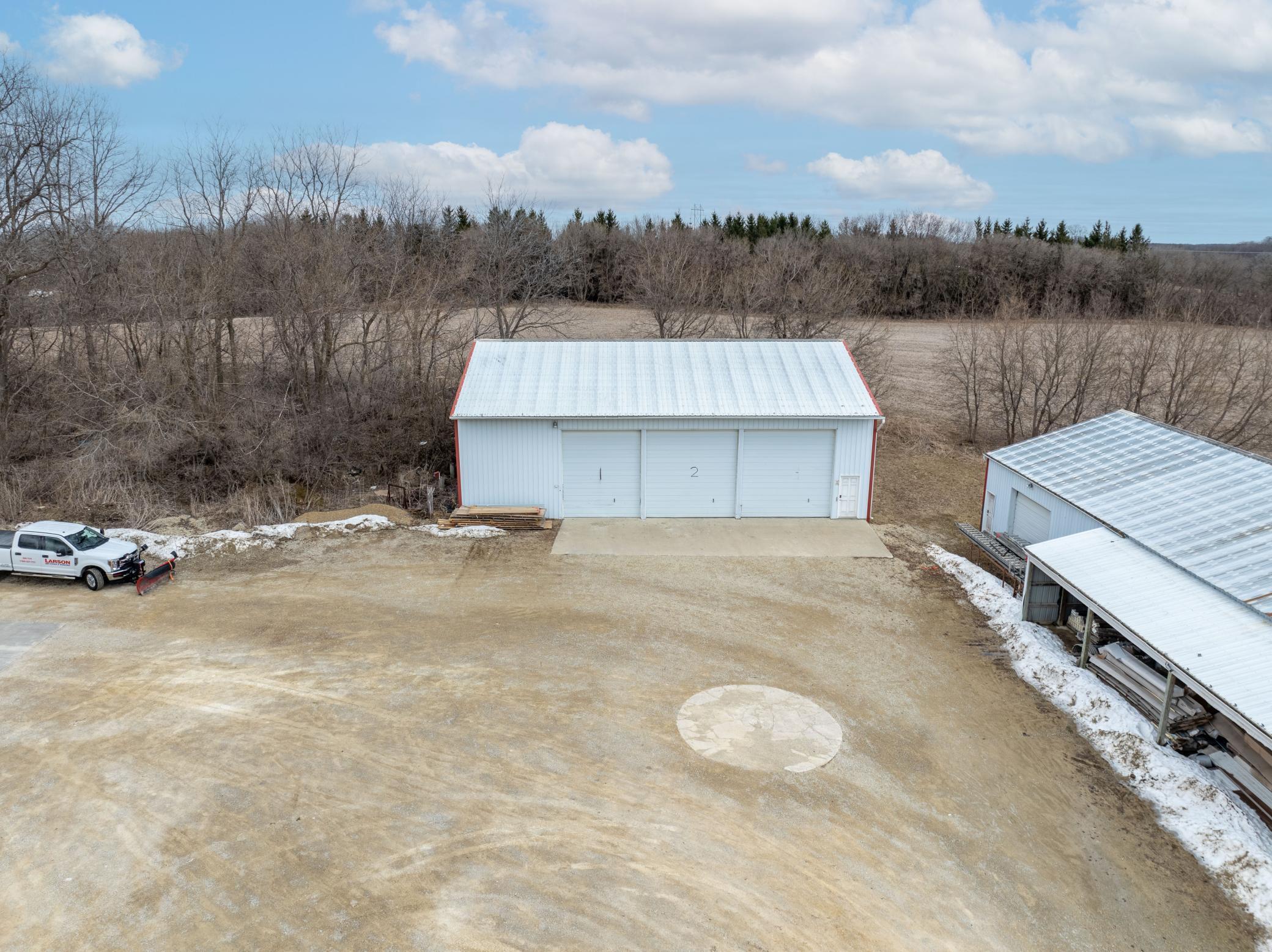main property photo 5
