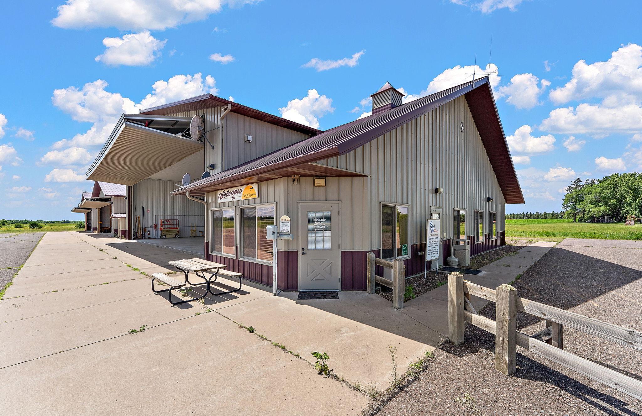 main property photo 25