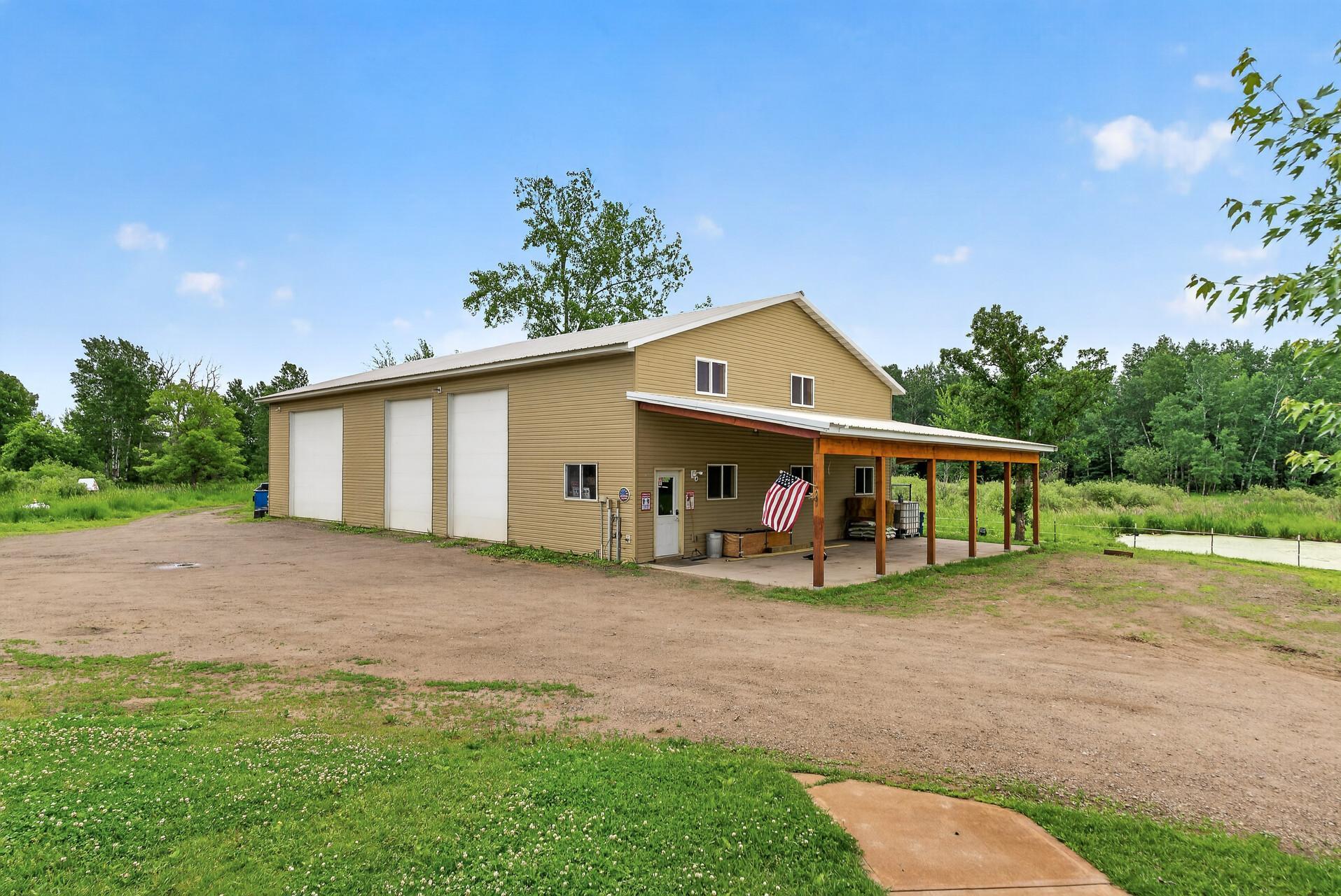 main property photo 45