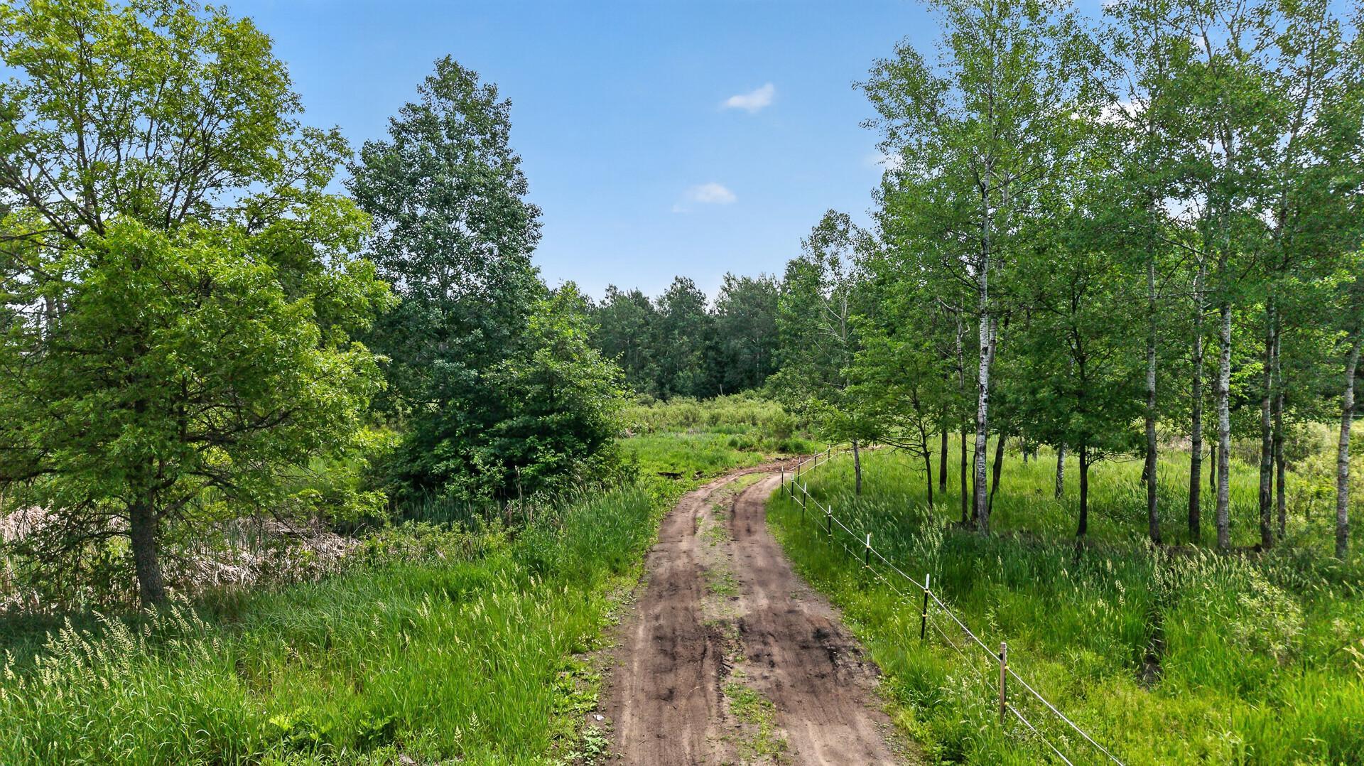 main property photo 78