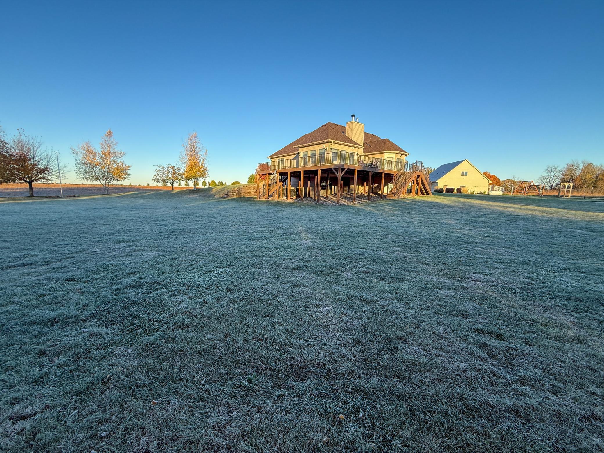 main property photo 74
