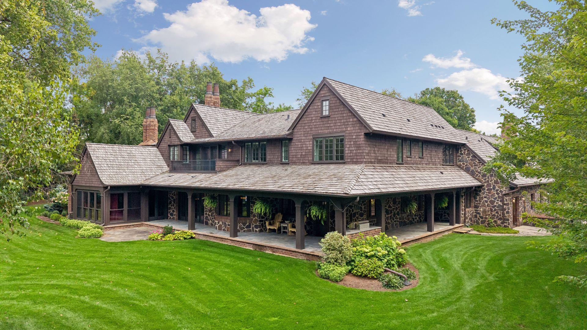 main property photo 5