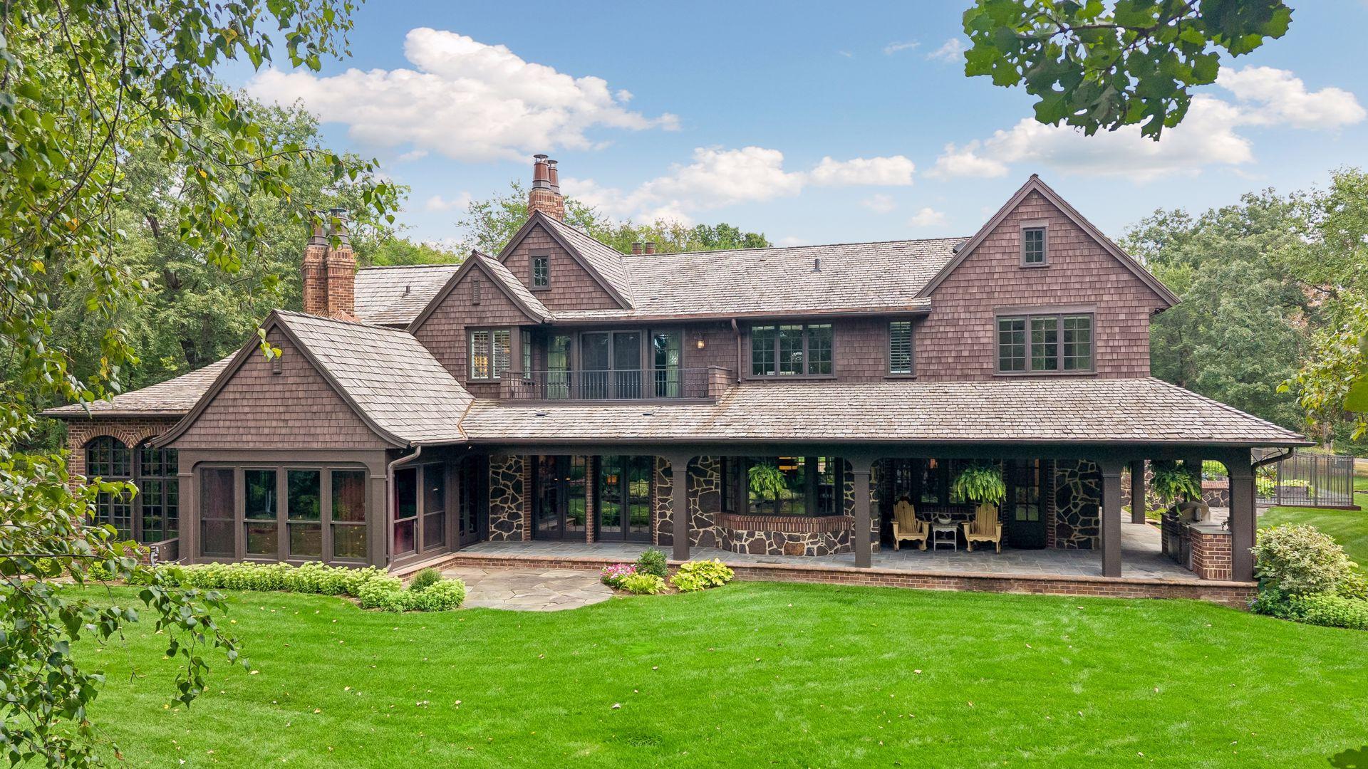main property photo 7