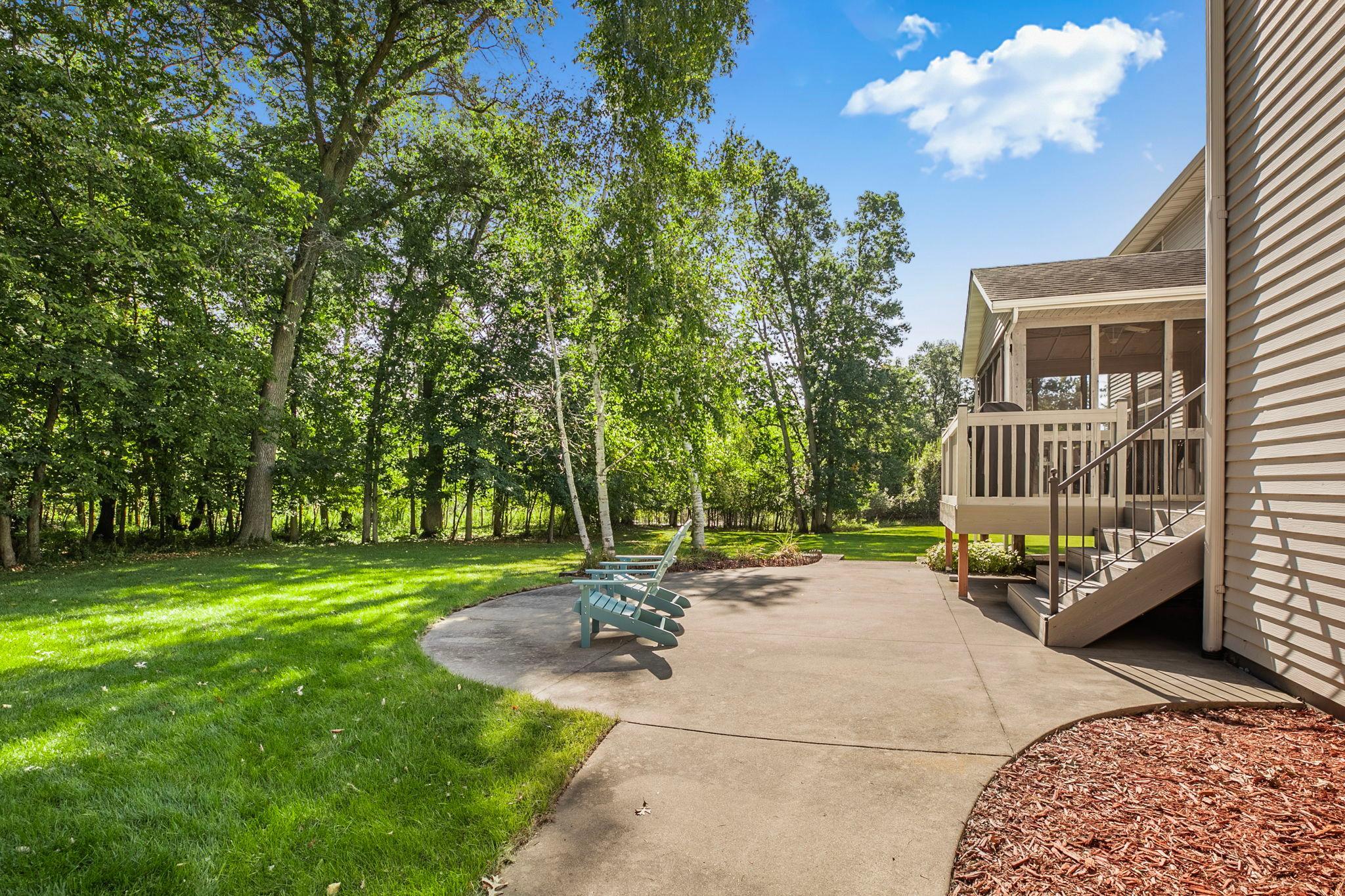 main property photo 45