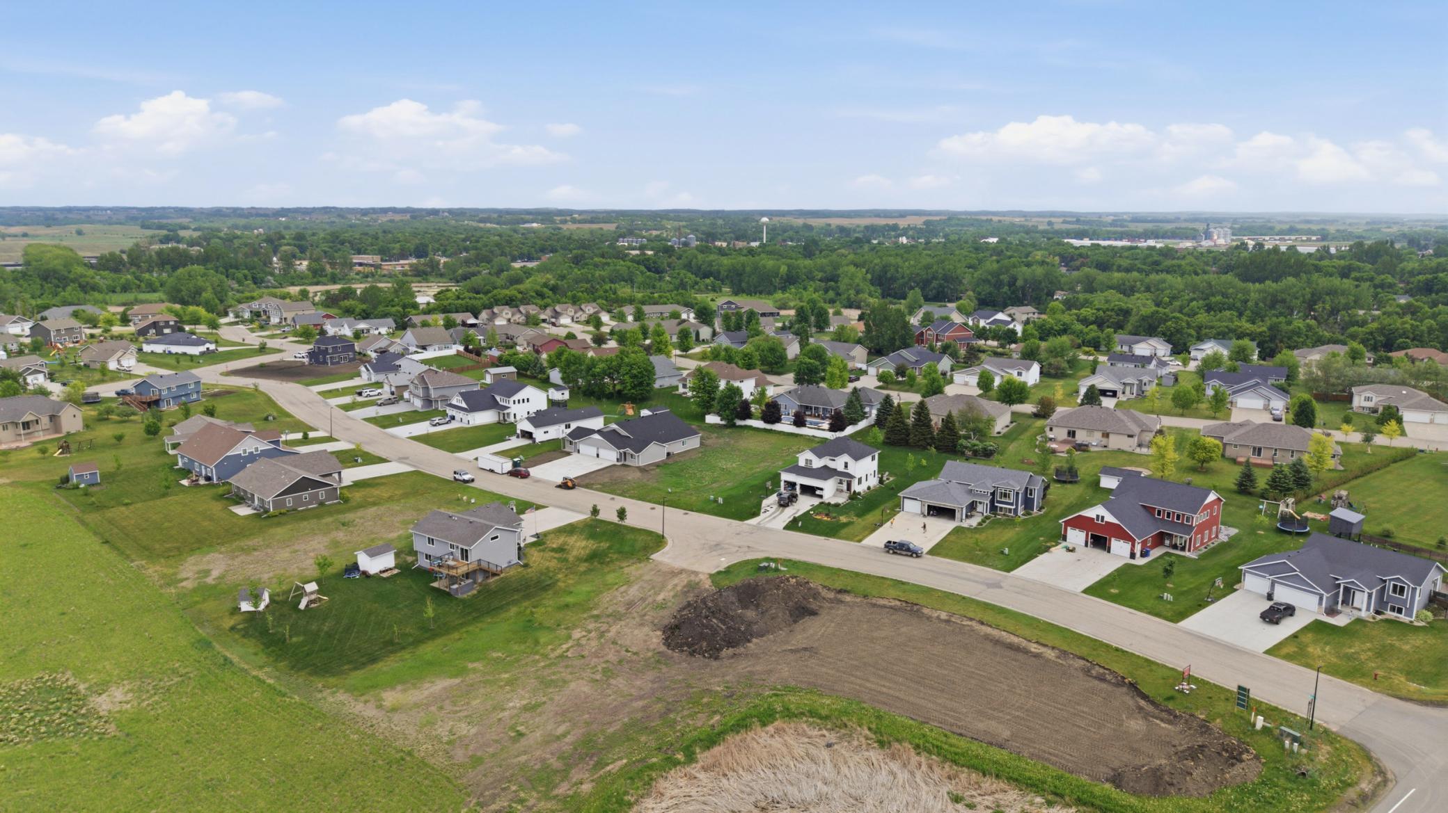 main property photo 16