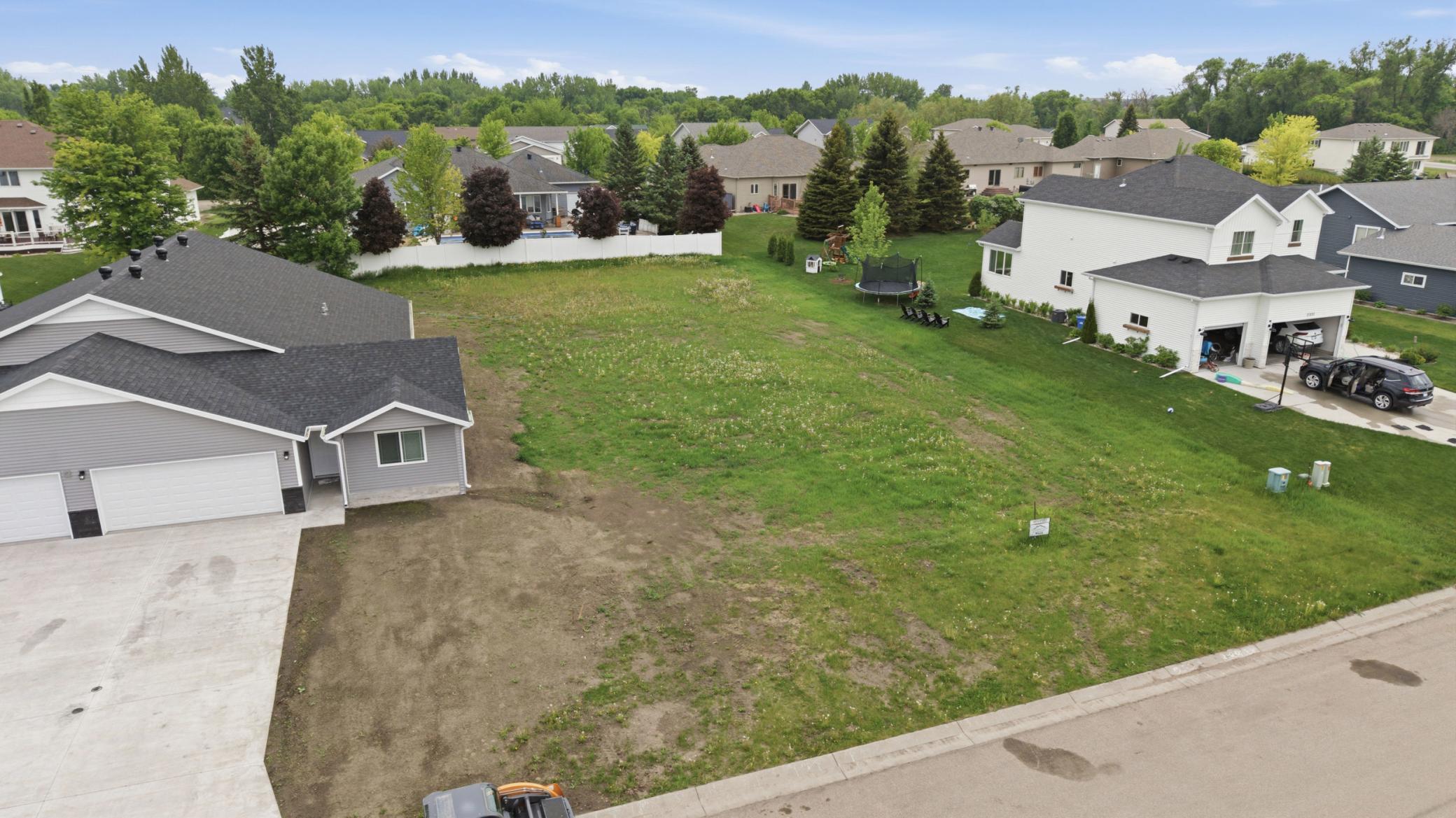 main property photo 6