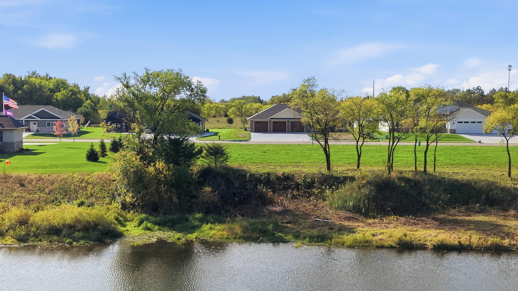 main property photo 16