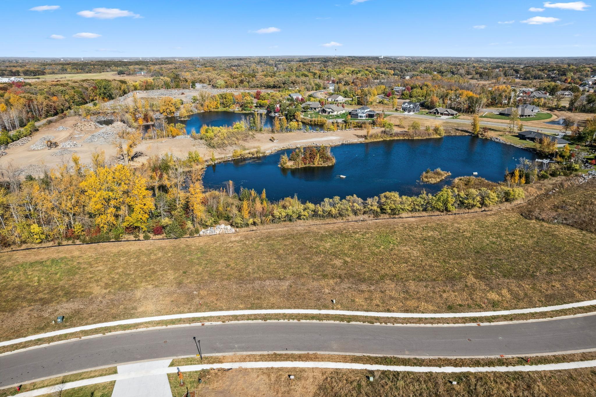 main property photo 6