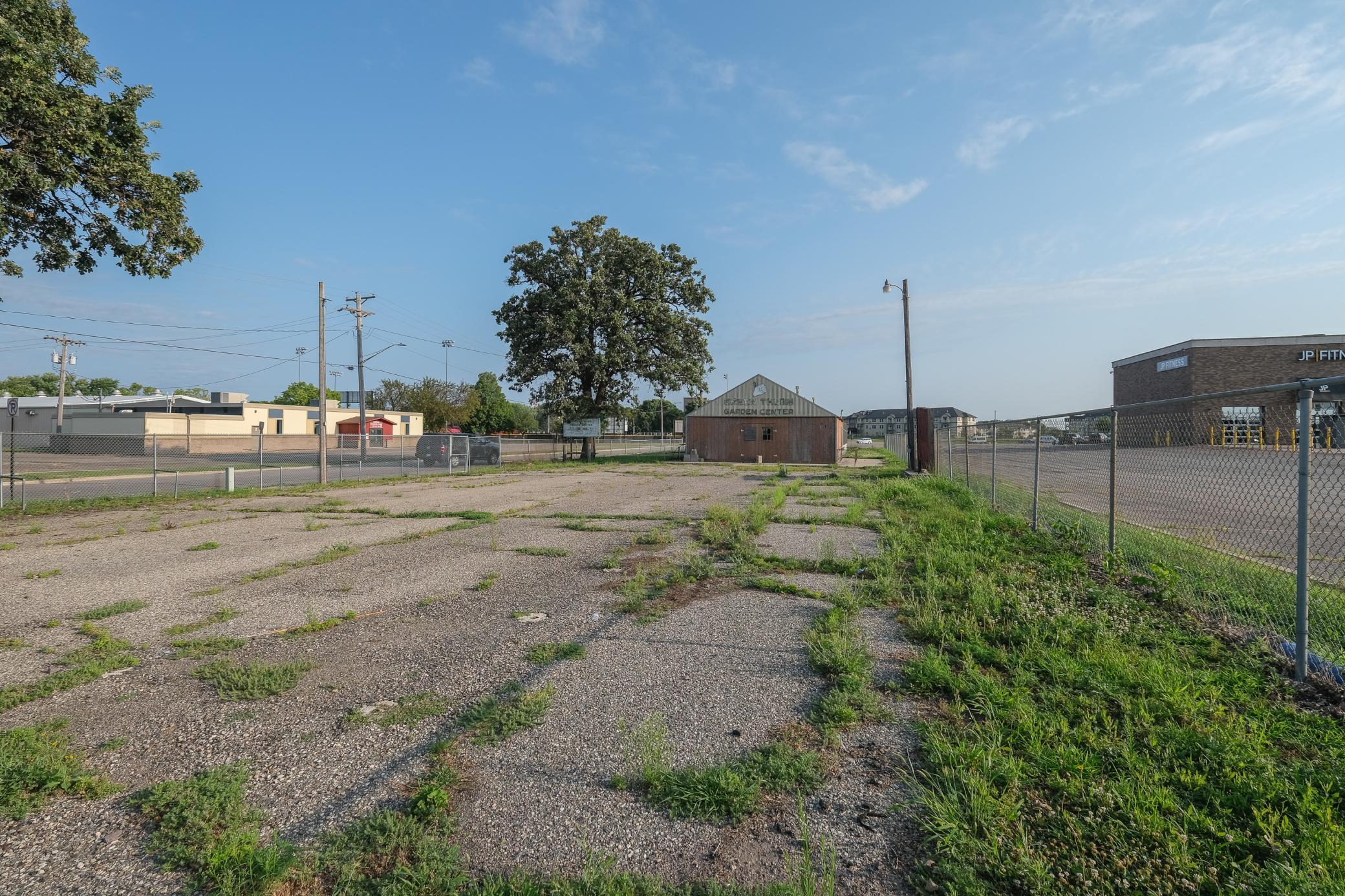 main property photo 4