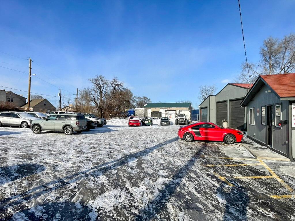 main property photo 17