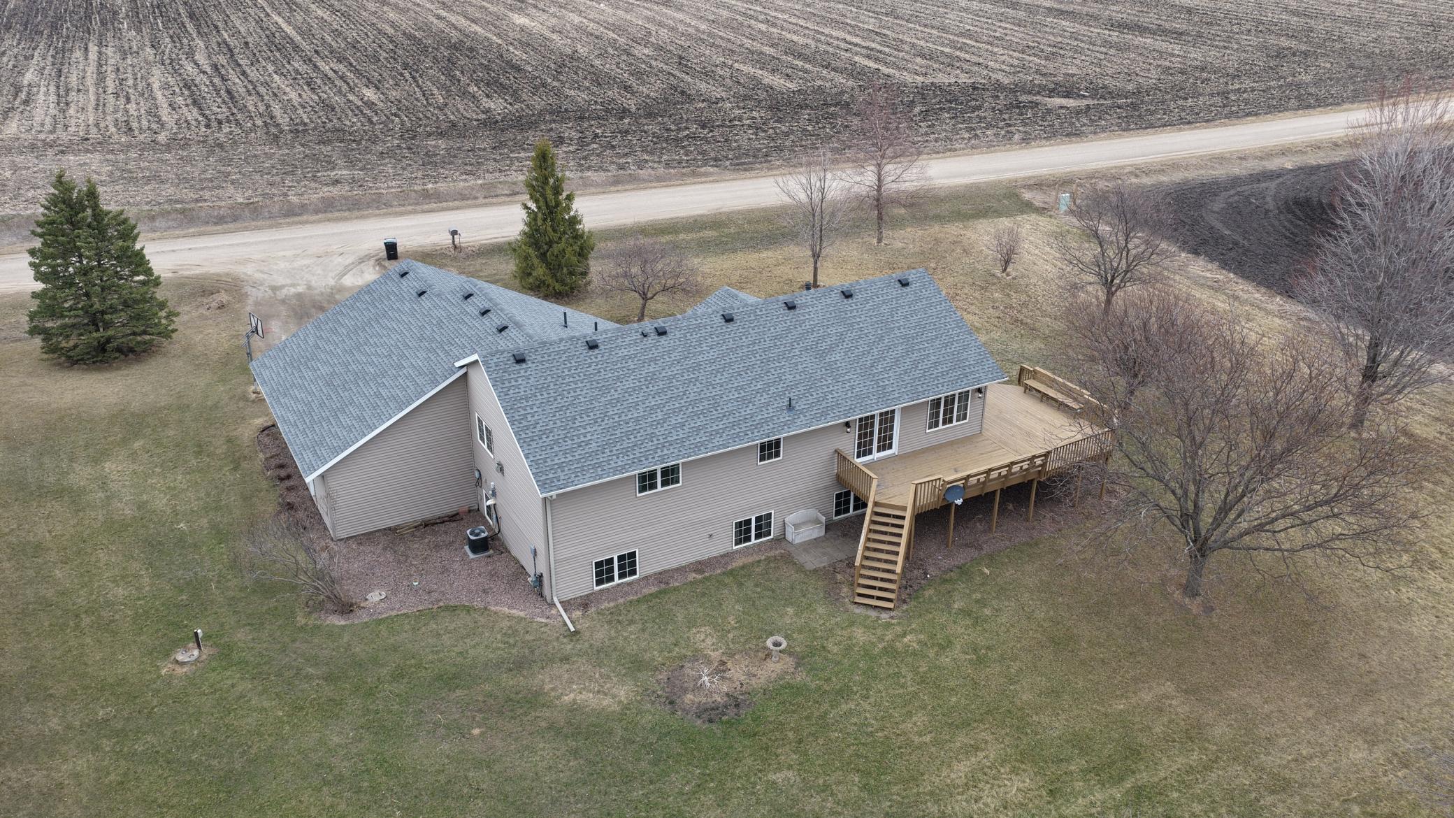 main property photo 50