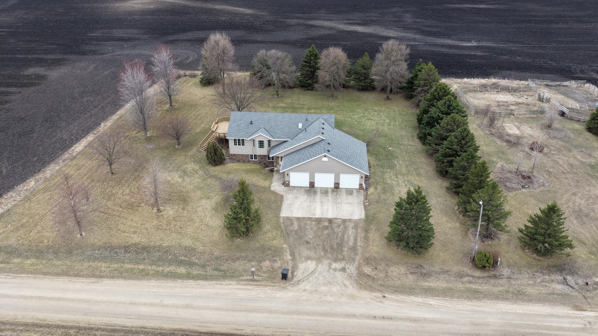 main property photo 54