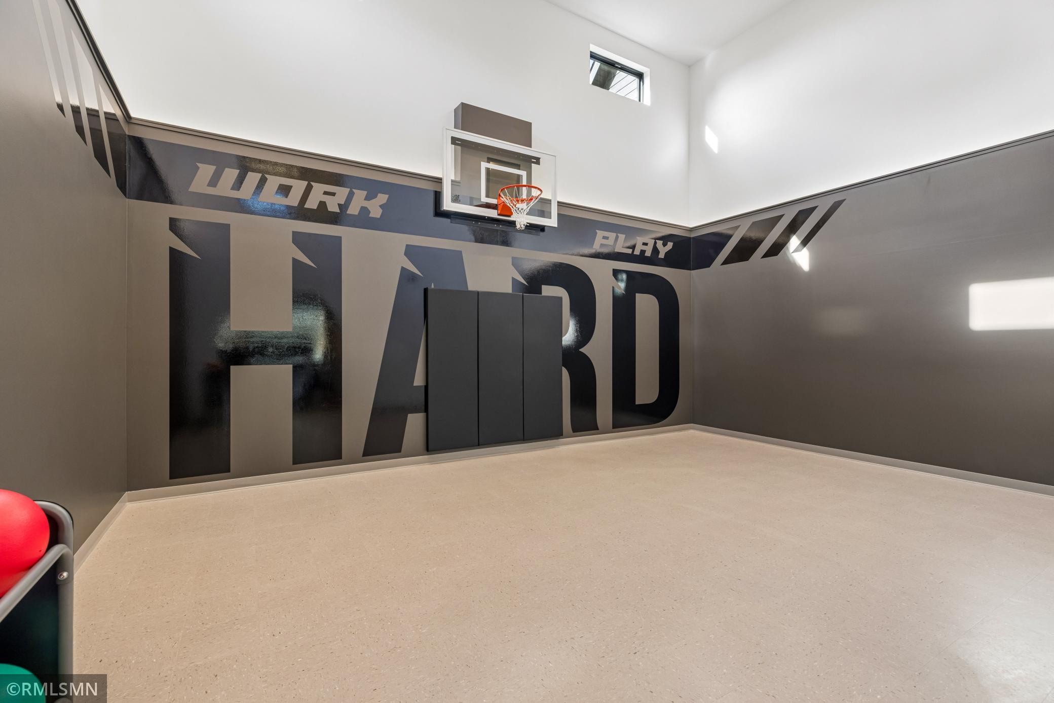 main property photo 118