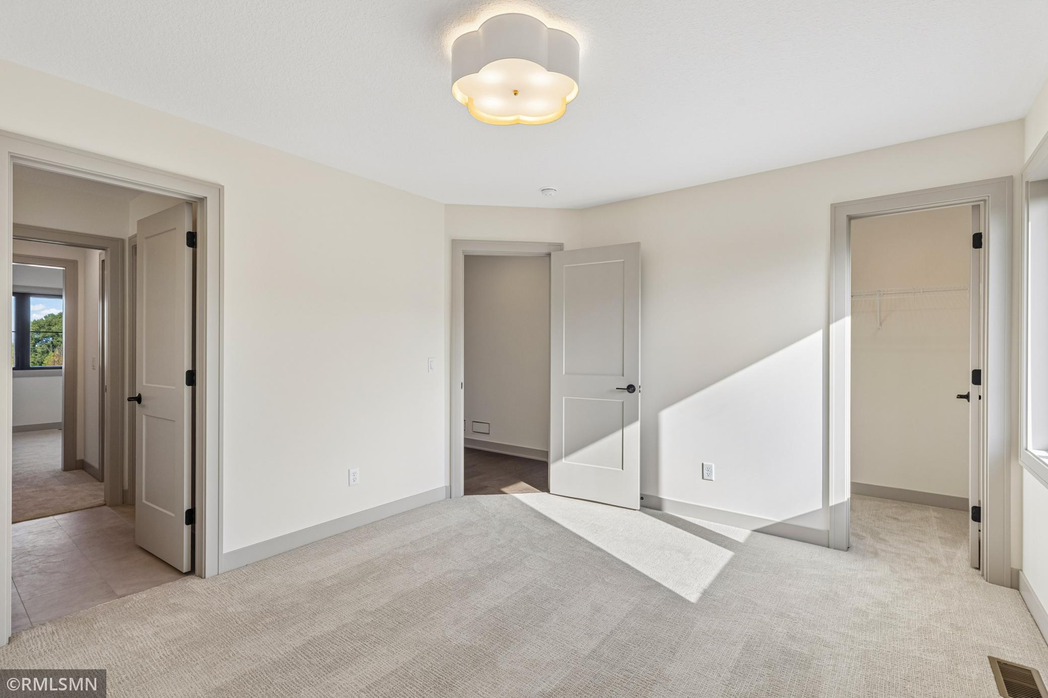 main property photo 83
