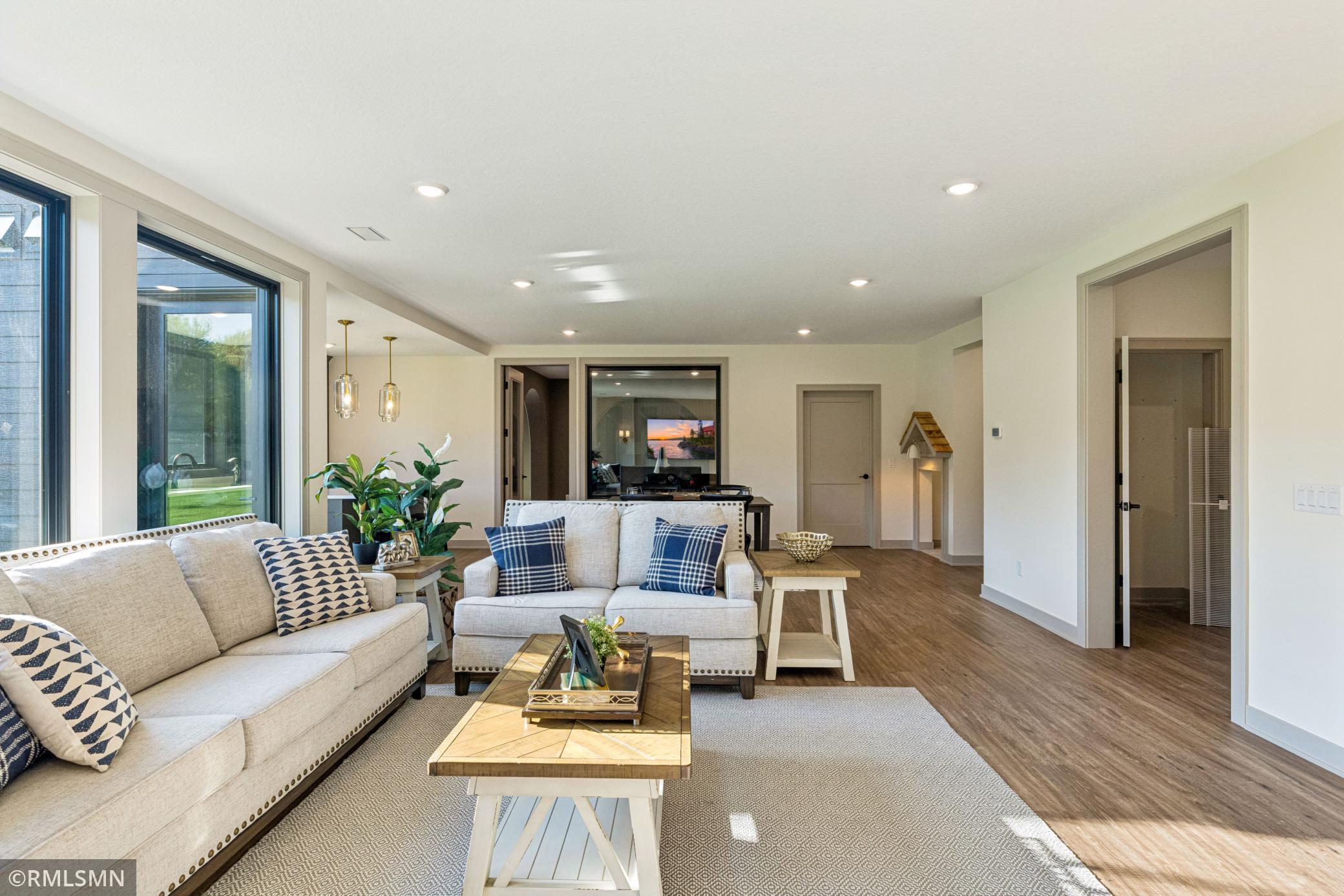 main property photo 99