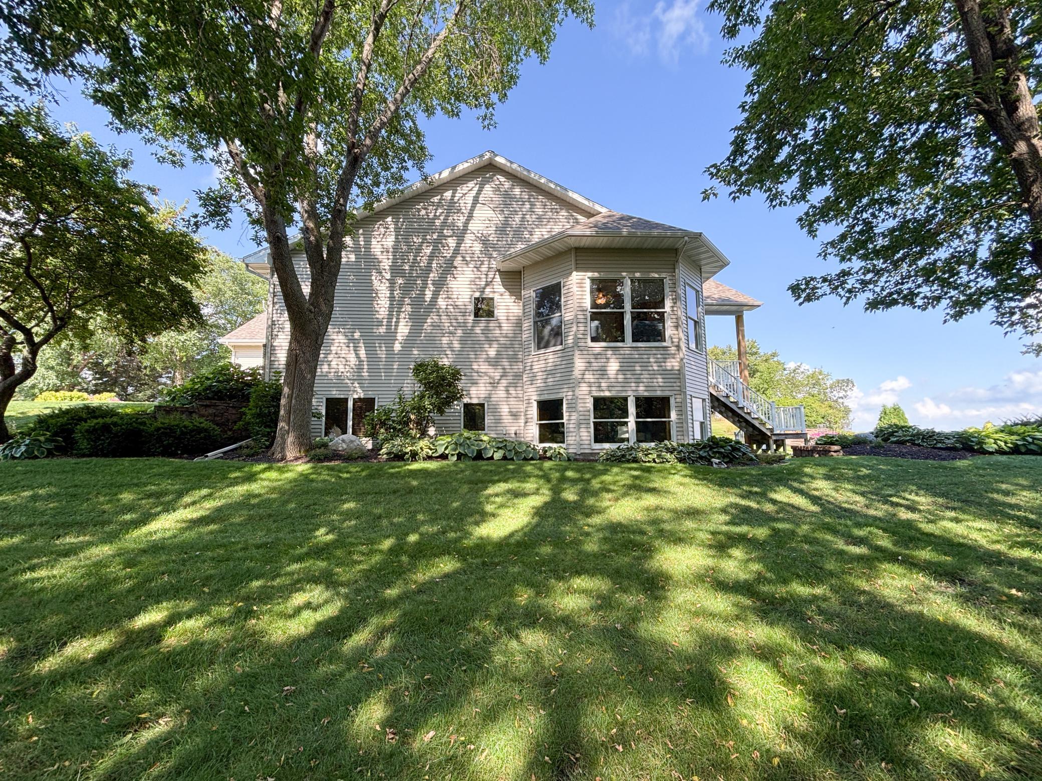 main property photo 50