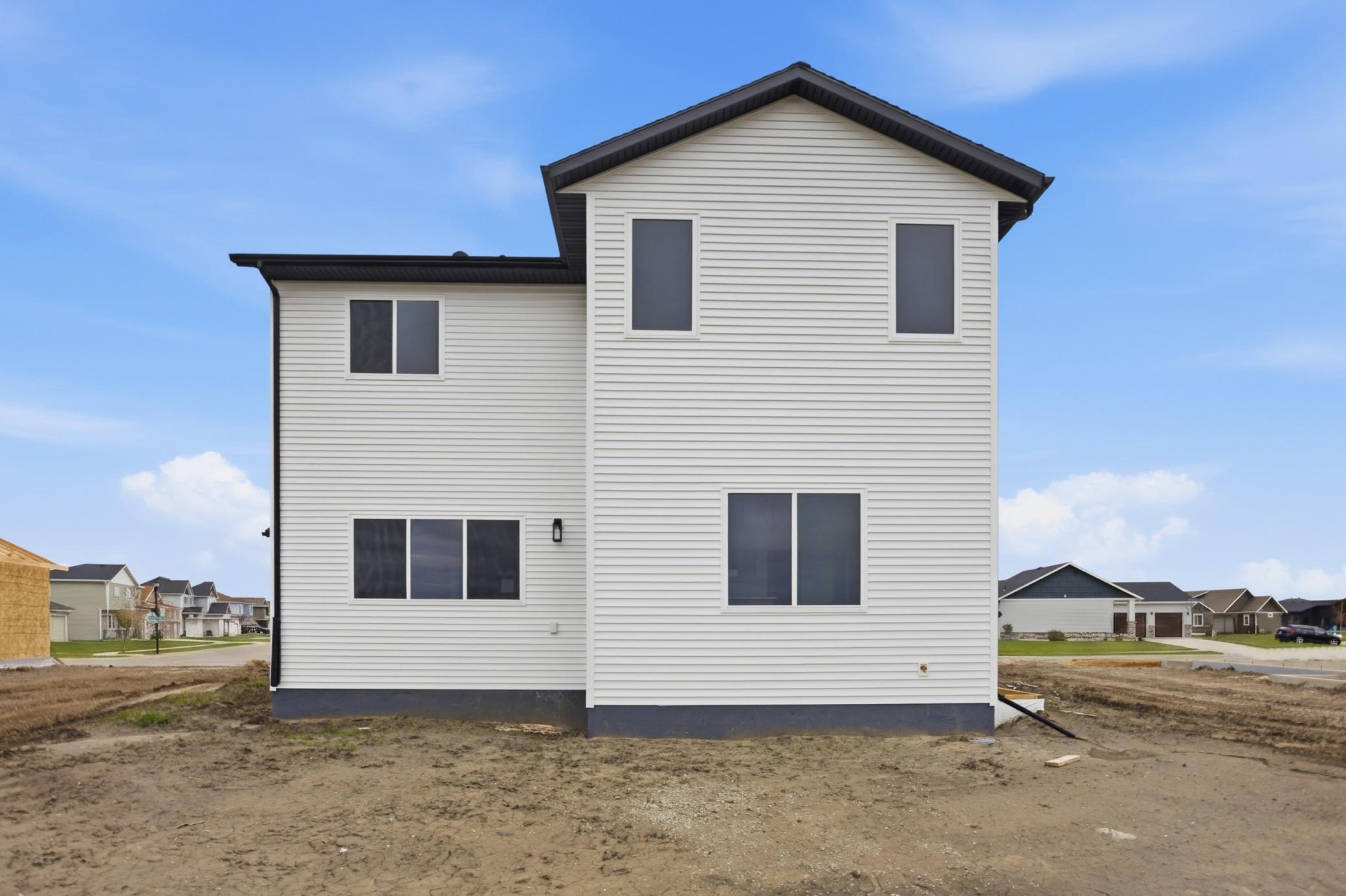 main property photo 60